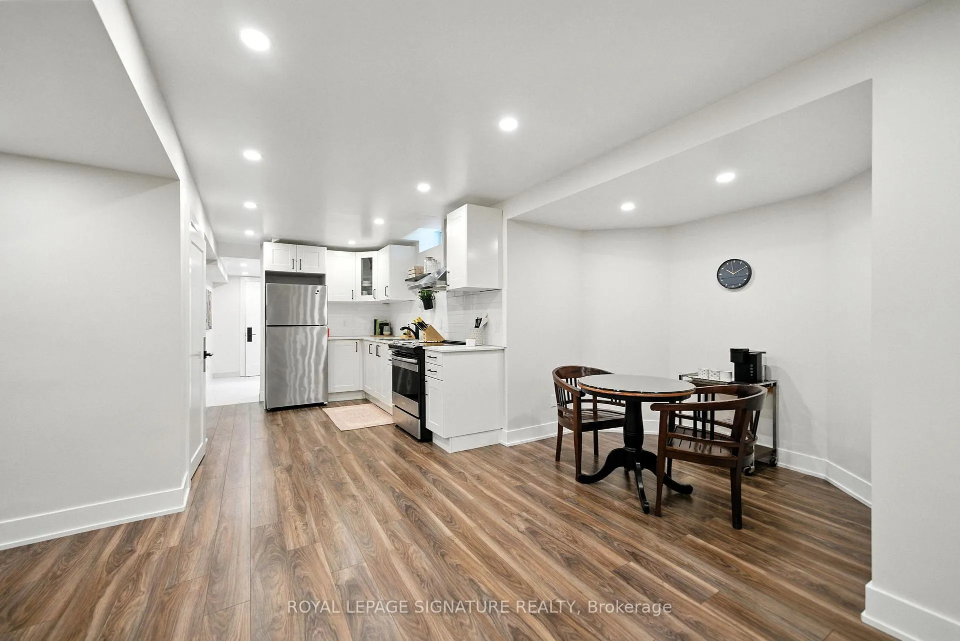 Photo 33 of 30 Galloway Crescent, Uxbridge — HOMEH