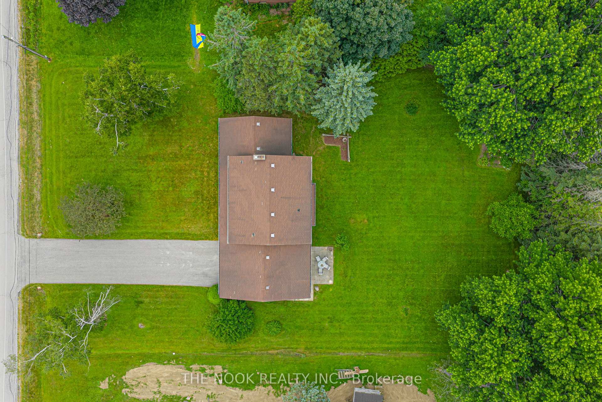 Photo 2 of 2123 Trulls Road, Clarington, Courtice — HOMEH