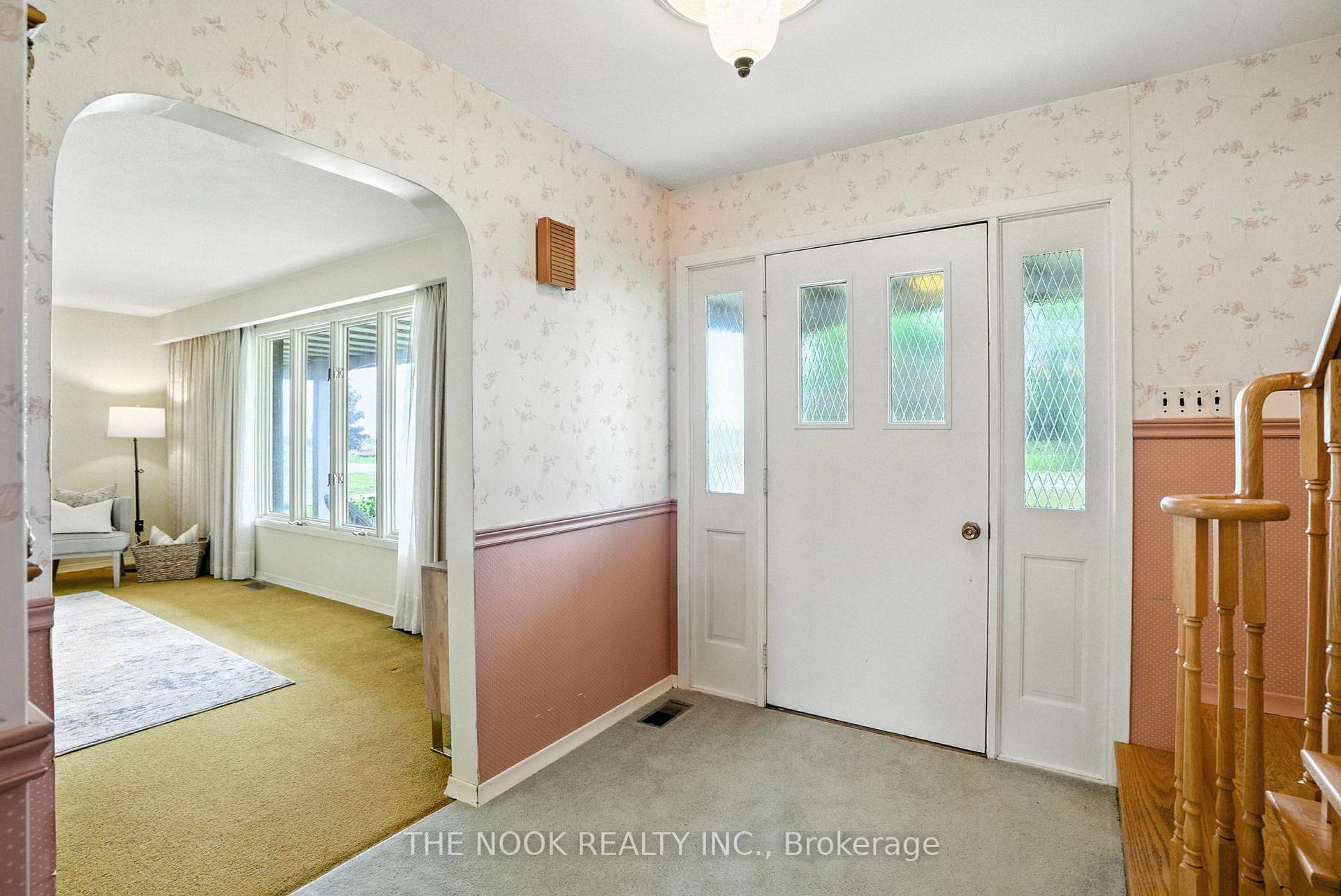 Photo 5 of 2123 Trulls Road, Clarington, Courtice — HOMEH