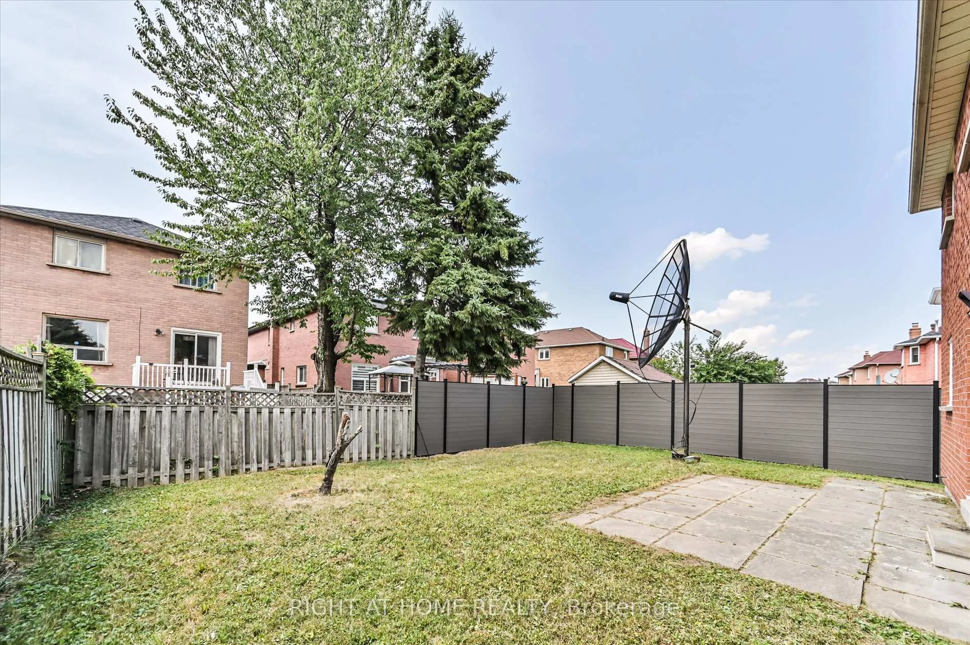 Photo 47 of 40 Norman Ross Drive, Markham, Middlefield — HOMEH