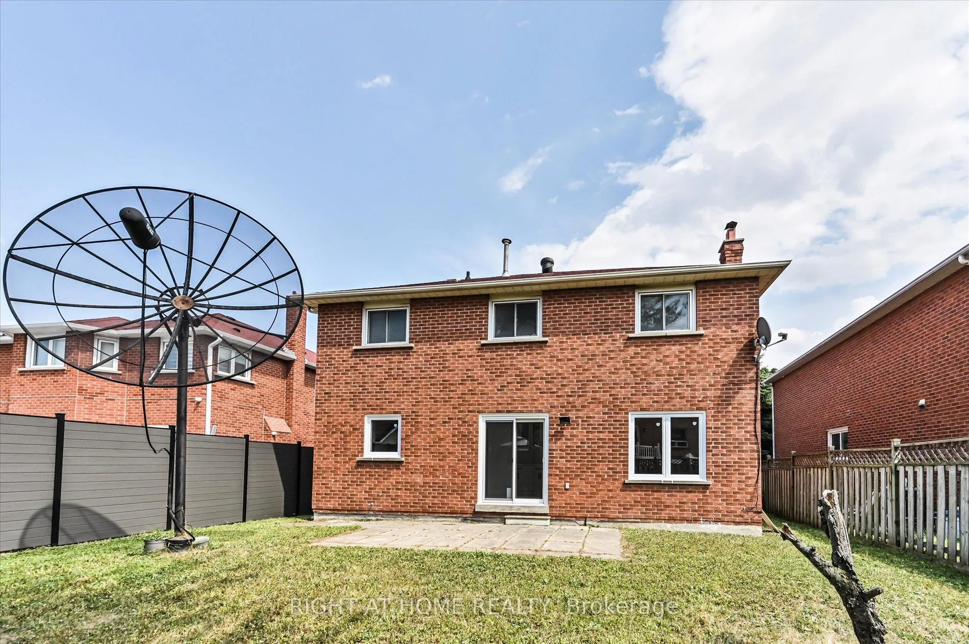 Photo 49 of 40 Norman Ross Drive, Markham, Middlefield — HOMEH