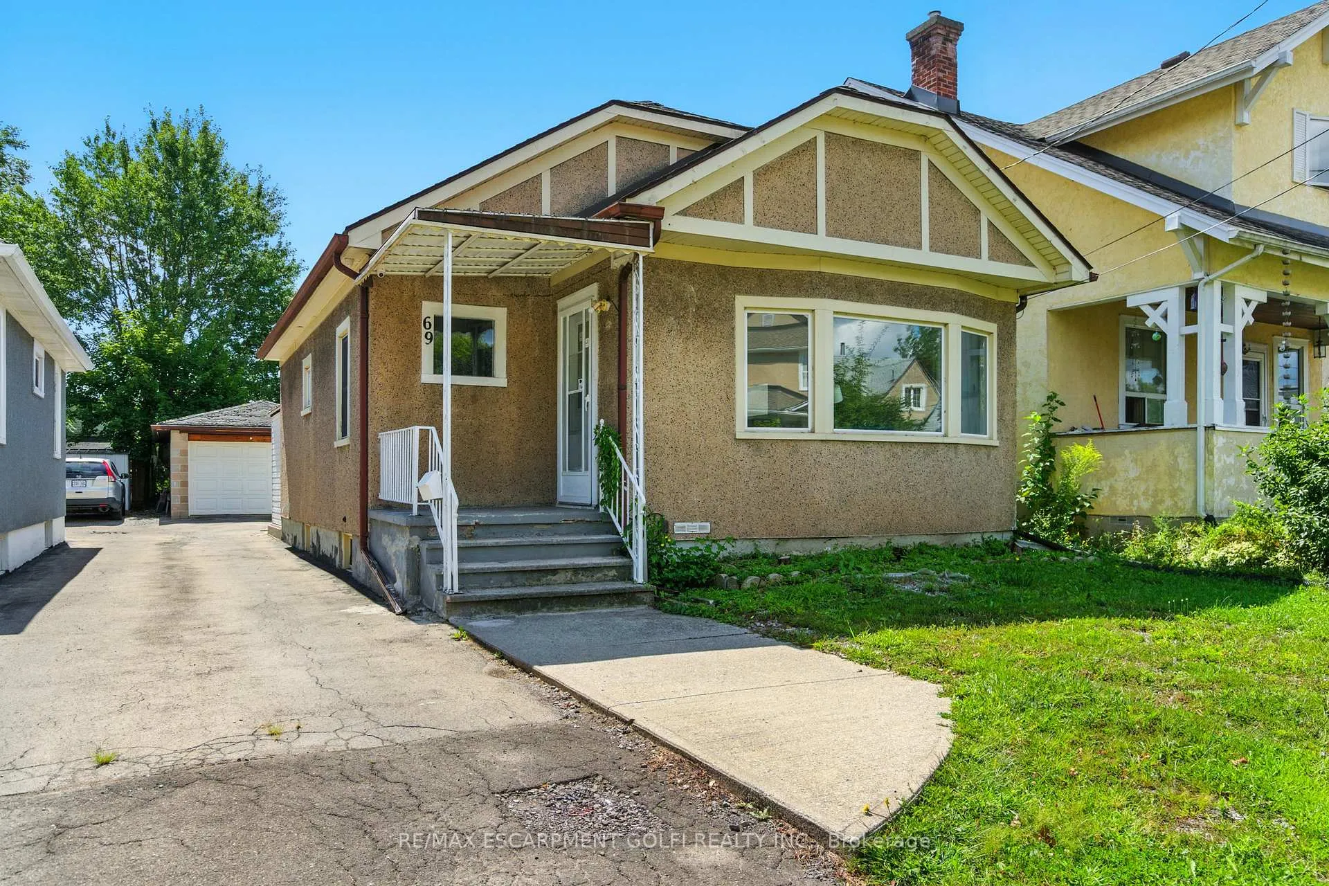 Photo 2 of 69 Griffith Street, Welland, Welland Downtown — HOMEH