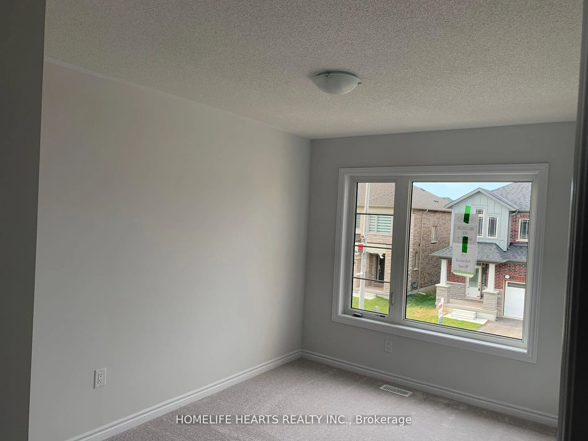 Photo 10 of 15 Admiral Road, Welland, Hwy 406/Welland — HOMEH