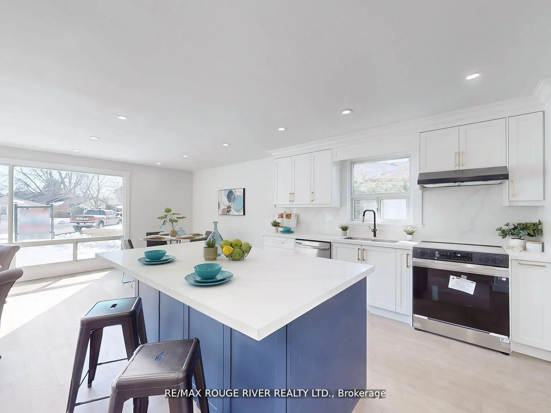 Photo 7 of 58 Flintridge Road, Scarborough, Dorset Park — HOMEH