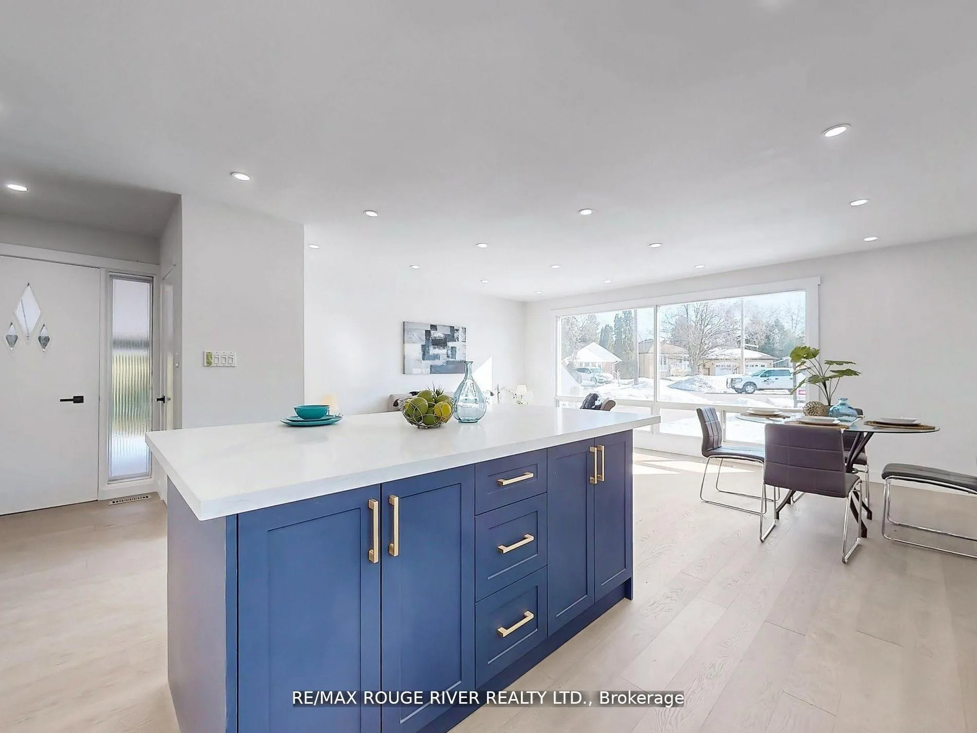 Photo 10 of 58 Flintridge Road, Scarborough, Dorset Park — HOMEH