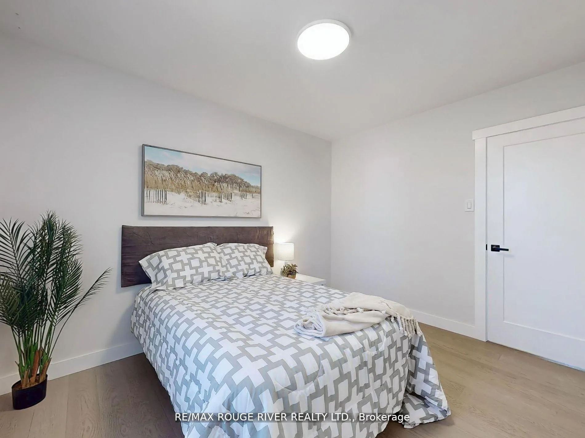 Photo 20 of 58 Flintridge Road, Scarborough, Dorset Park — HOMEH