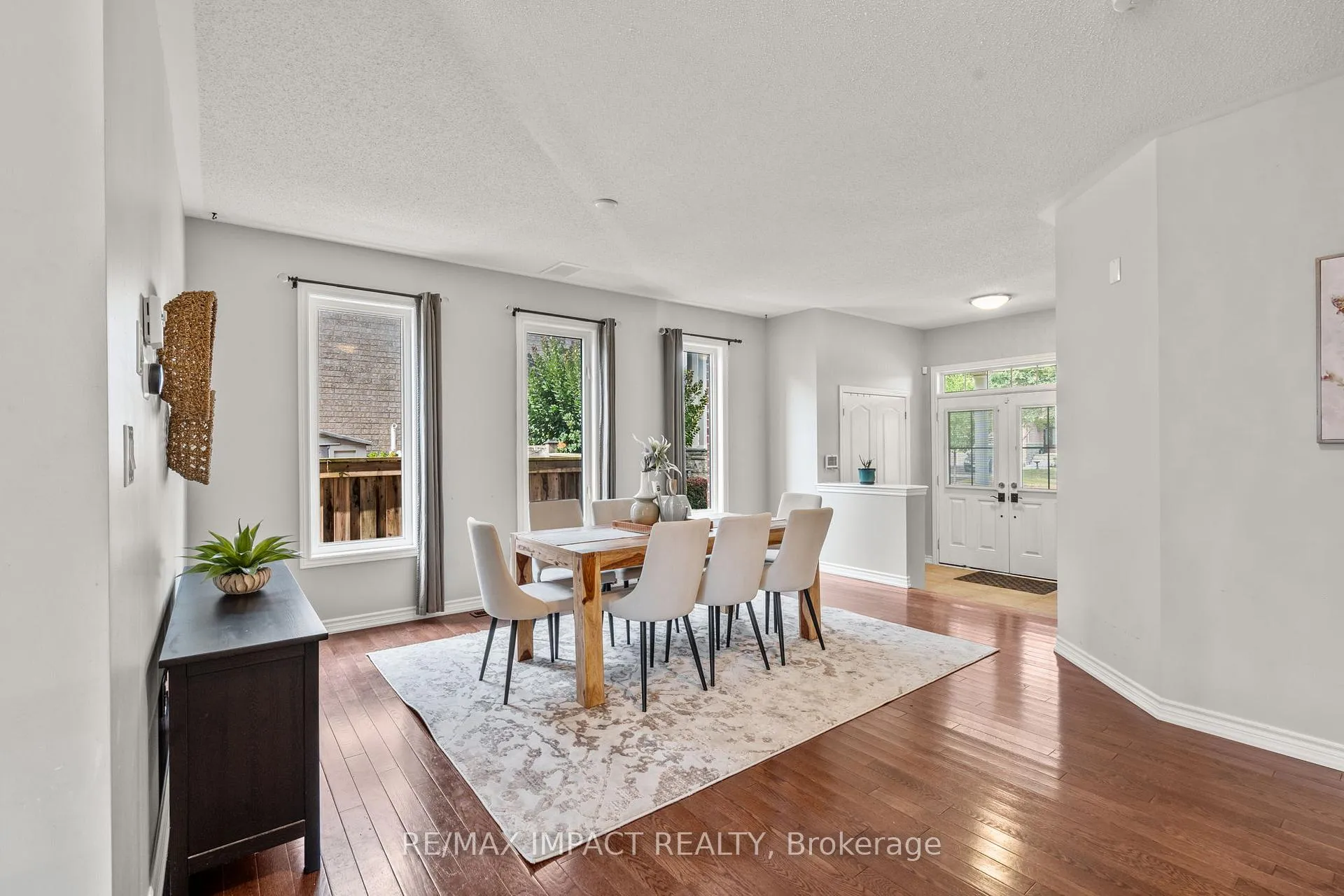 Photo 3 of 376 West Scugog Lane, Clarington, Bowmanville — HOMEH