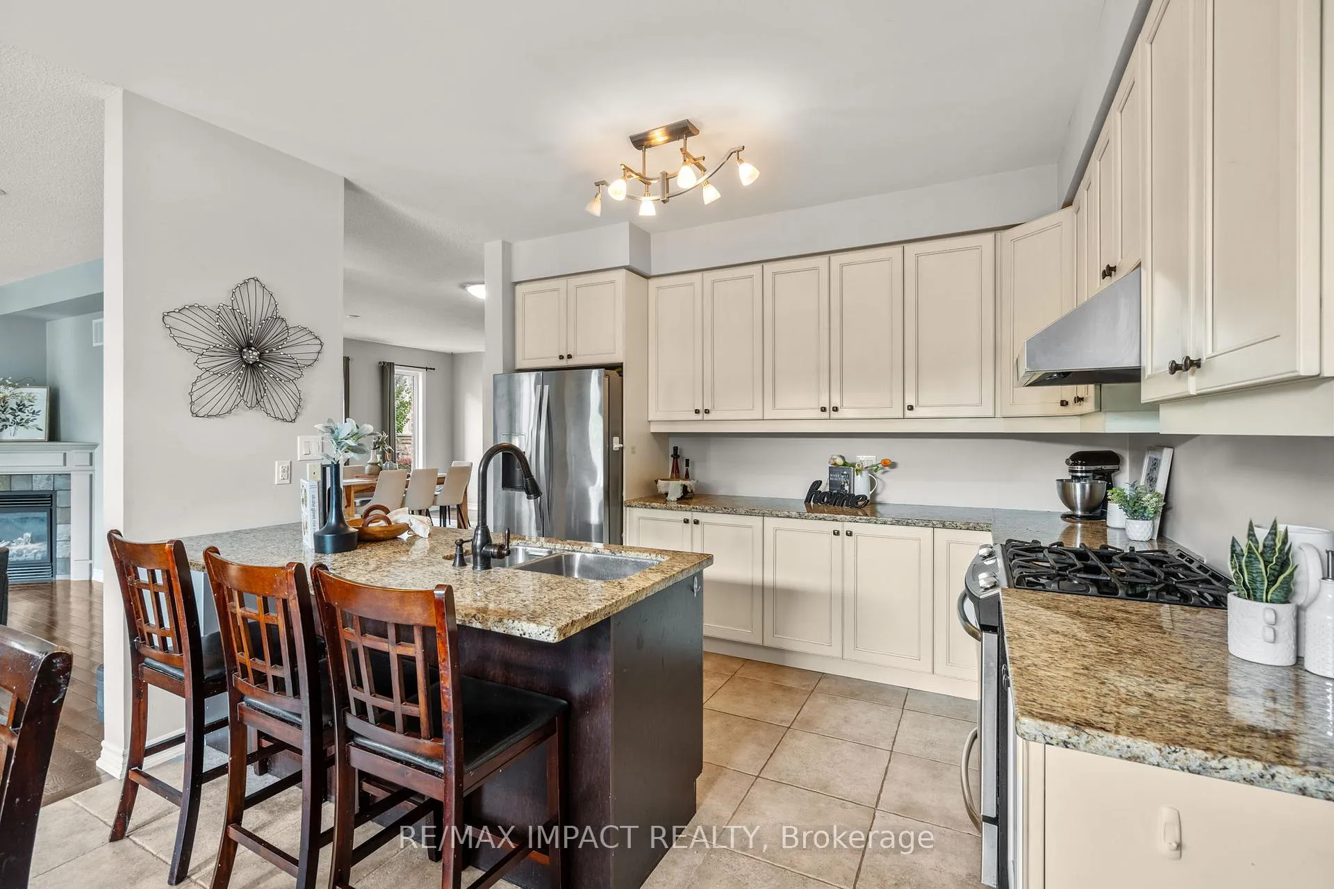 Photo 6 of 376 West Scugog Lane, Clarington, Bowmanville — HOMEH