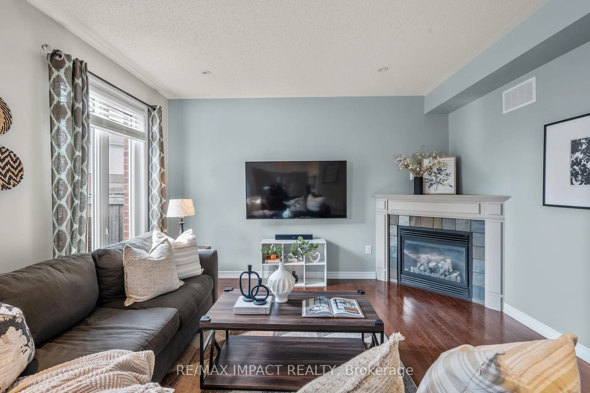 Photo 8 of 376 West Scugog Lane, Clarington, Bowmanville — HOMEH