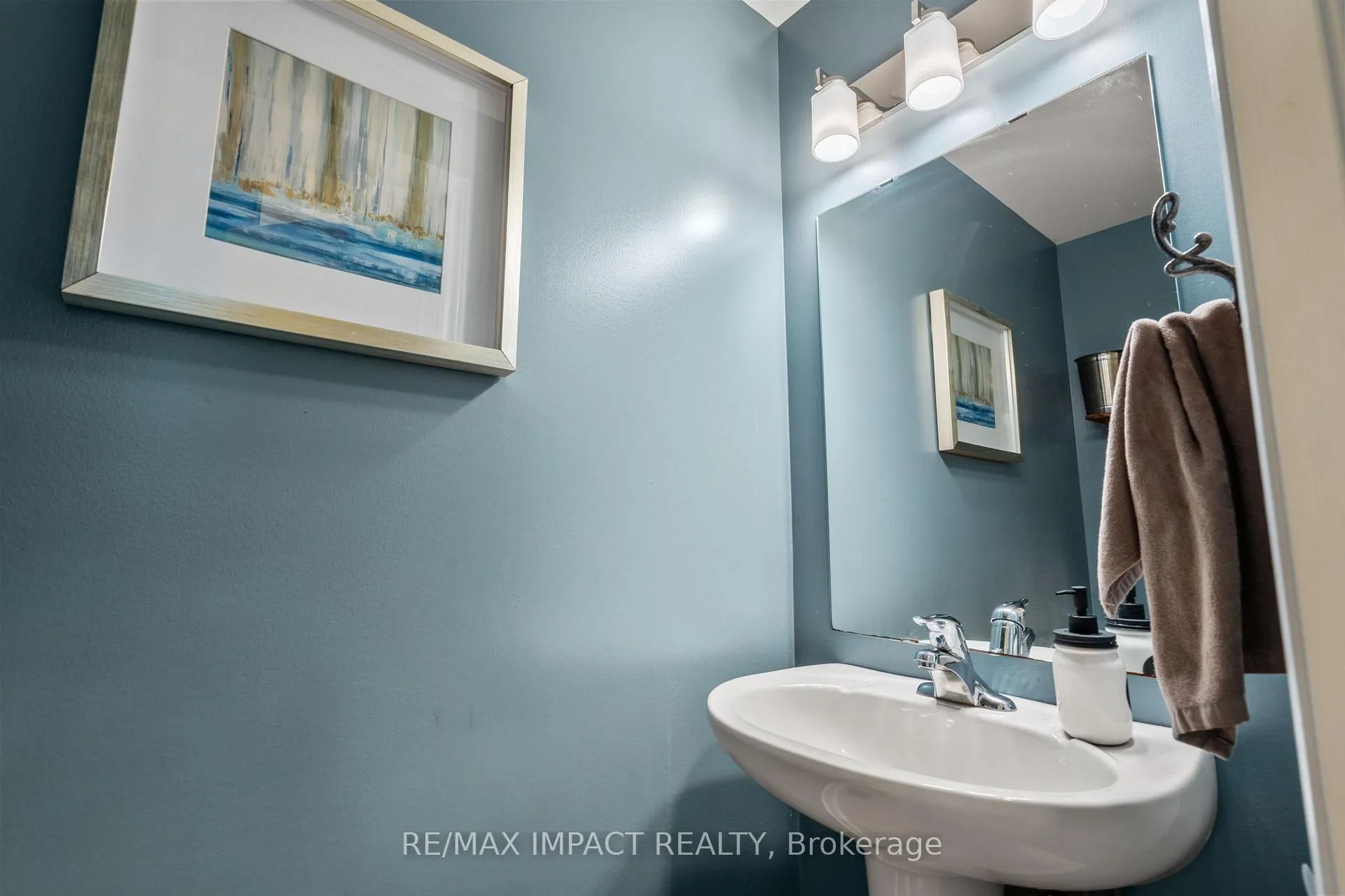Photo 11 of 376 West Scugog Lane, Clarington, Bowmanville — HOMEH