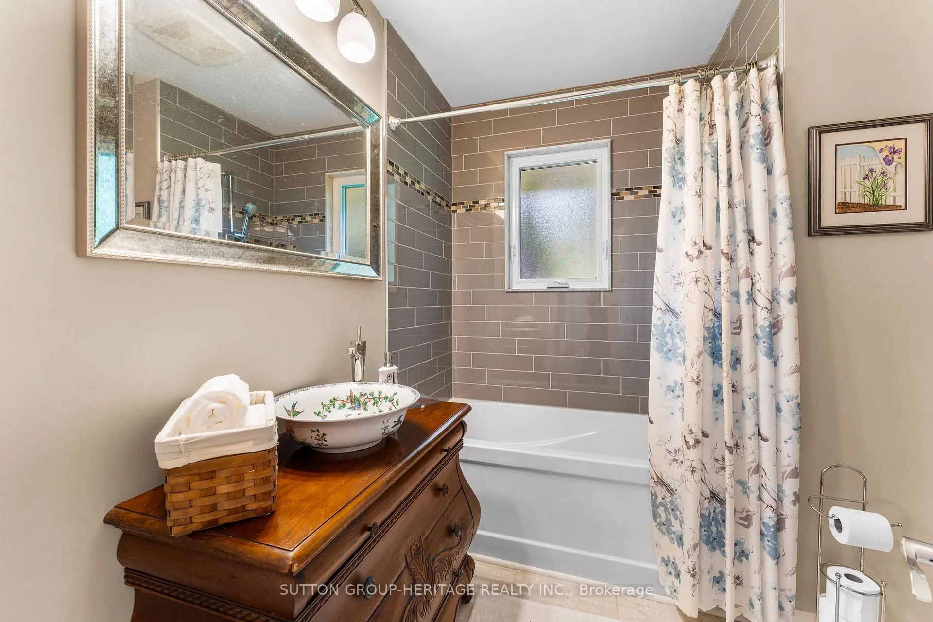 Photo 15 of 1562 King Street, Scugog, Port Perry — HOMEH