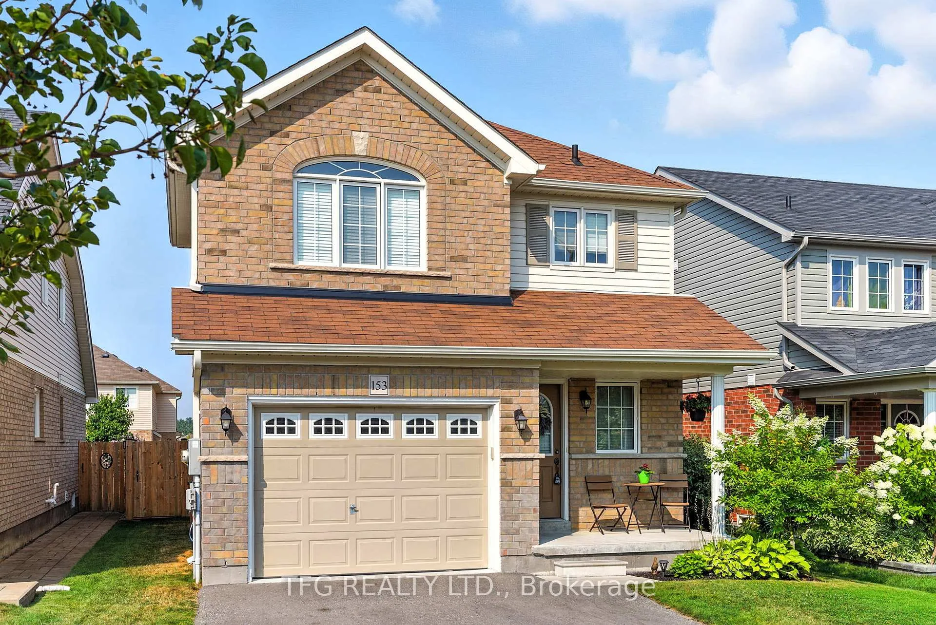 Photo 2 of 153 Mallory Street, Clarington, Courtice — HOMEH