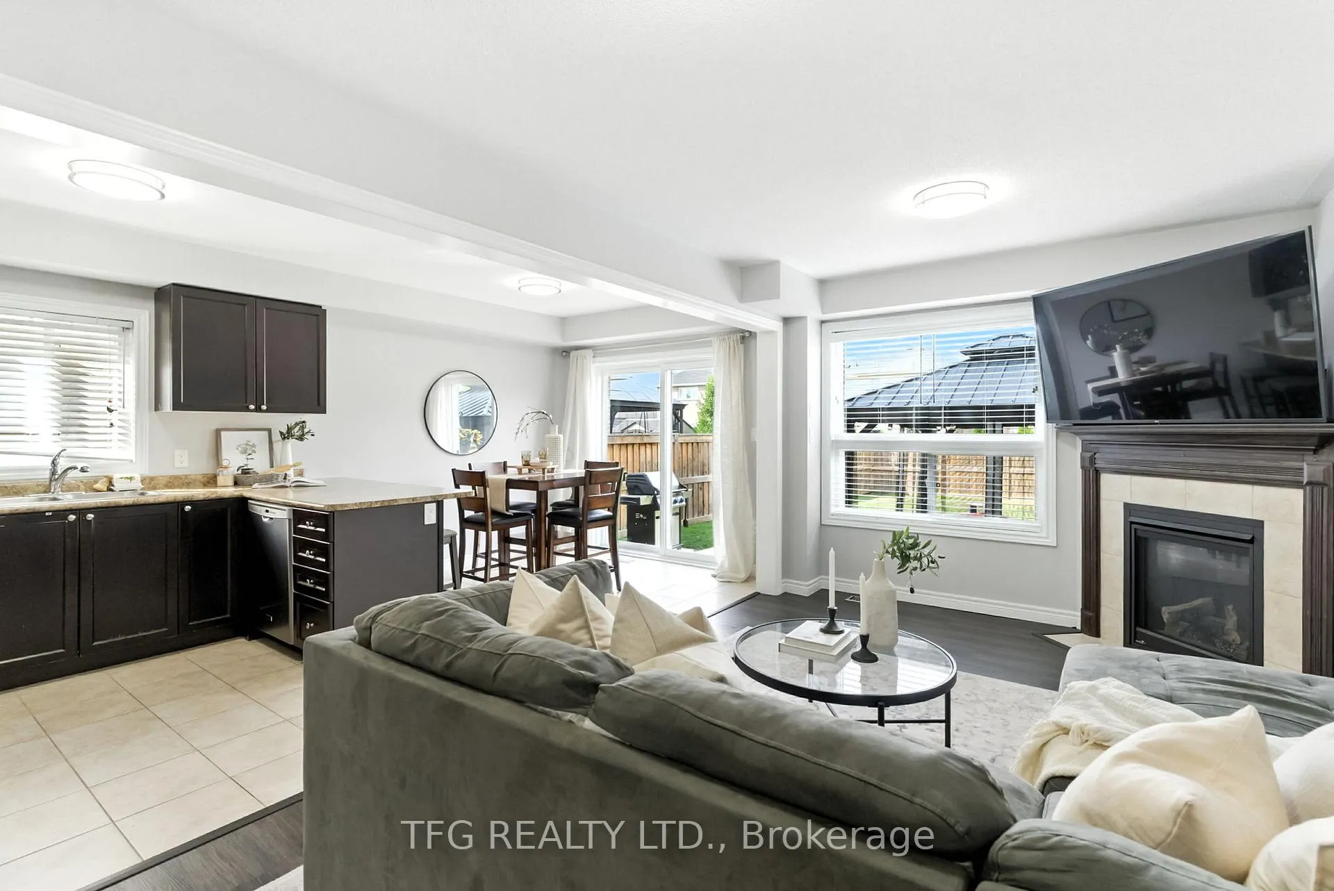 Photo 8 of 153 Mallory Street, Clarington, Courtice — HOMEH