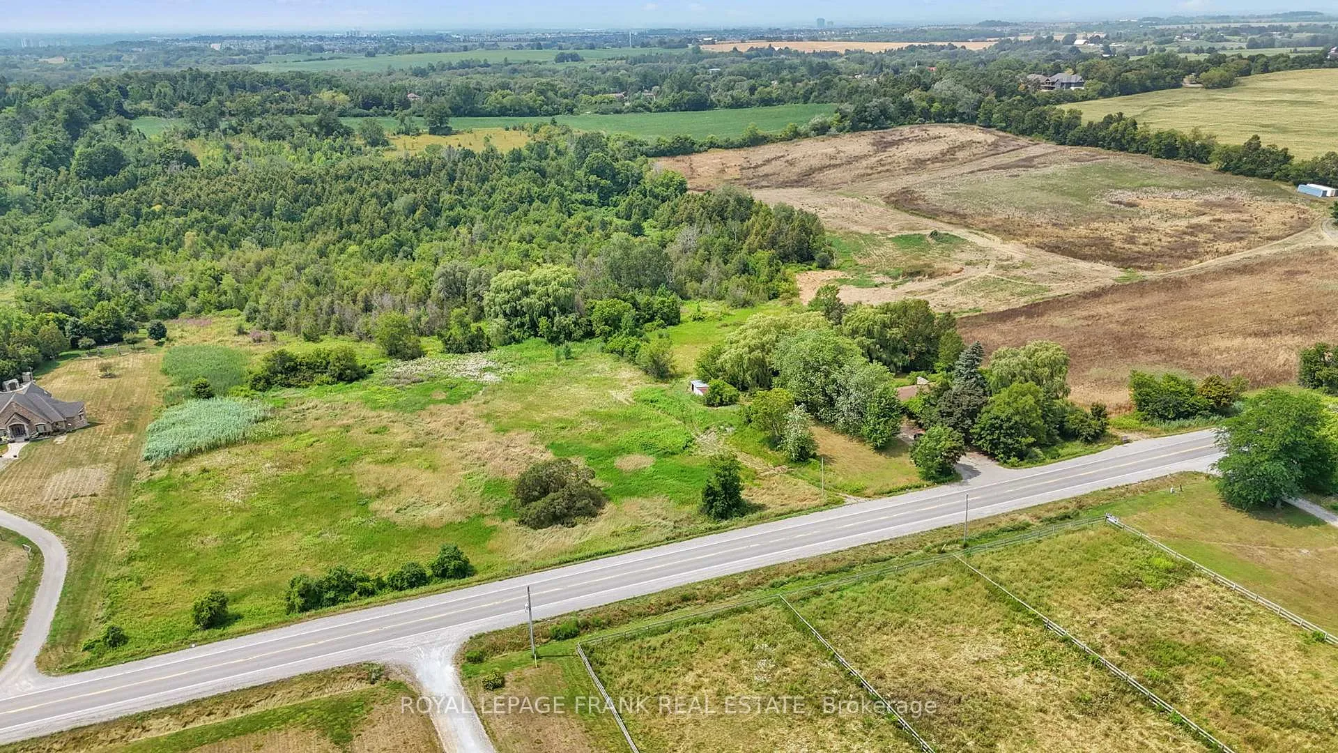 Photo 5 of 4538 Courtice Road, Clarington, Courtice — HOMEH