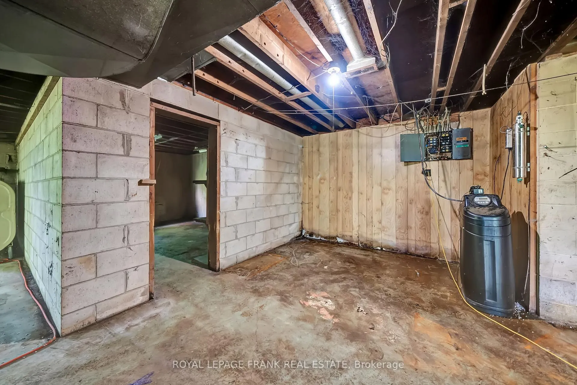 Photo 24 of 4538 Courtice Road, Clarington, Courtice — HOMEH