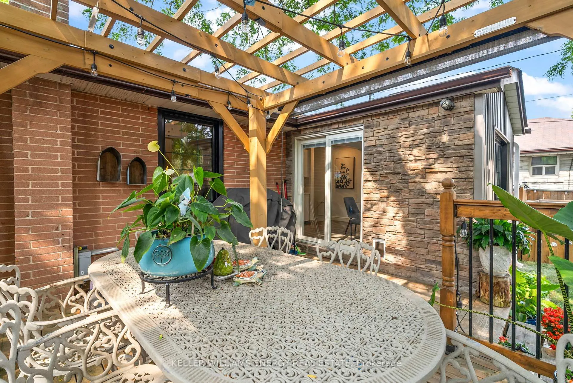 Photo 34 of 28 Admiral Road, Ajax, South East — HOMEH