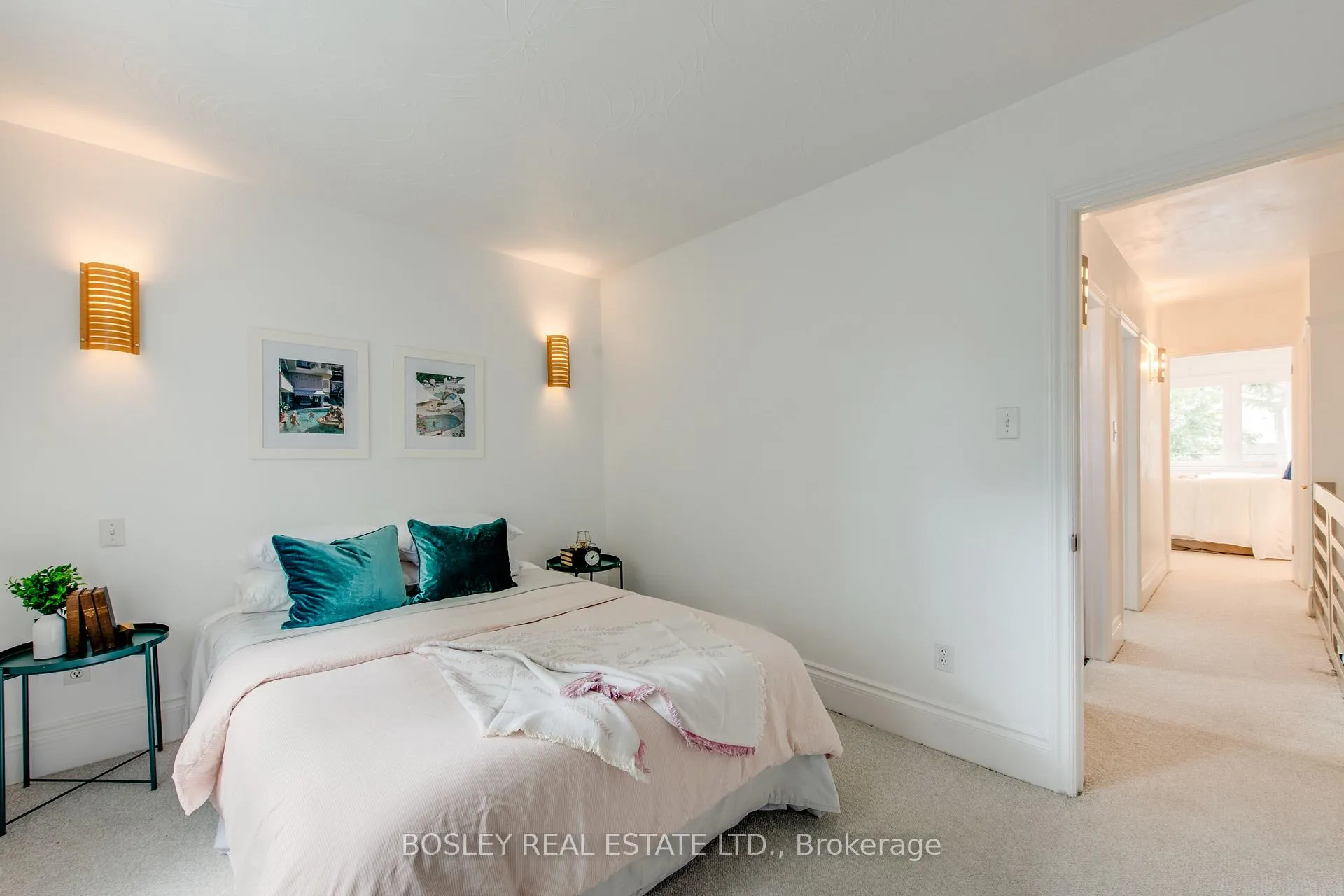 Photo 18 of 55 Robbins Avenue, Toronto, Woodbine Corridor — HOMEH