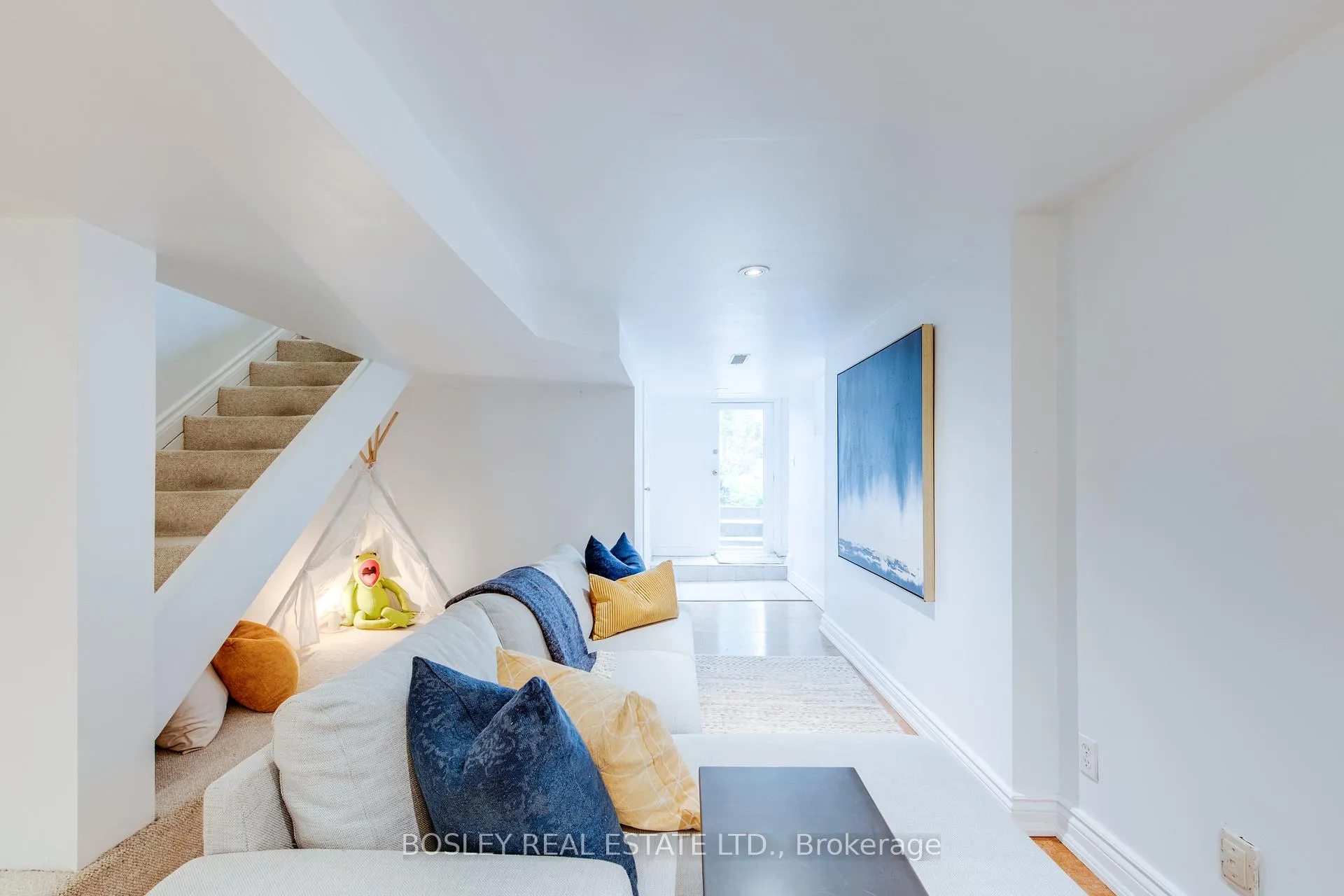 Photo 23 of 55 Robbins Avenue, Toronto, Woodbine Corridor — HOMEH