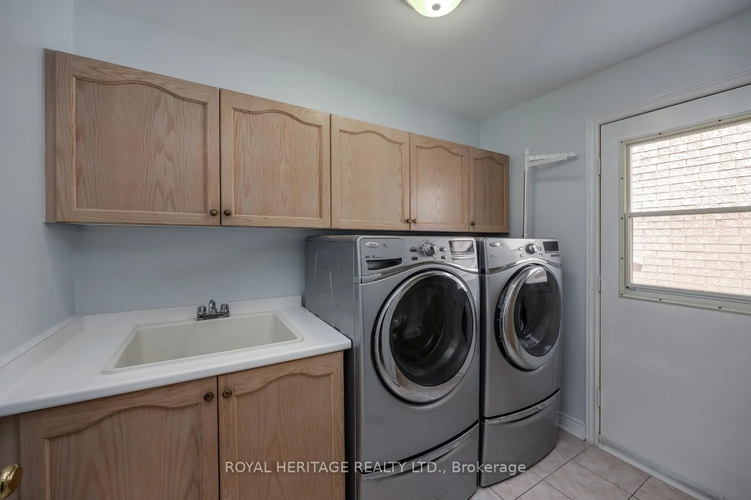 Photo 11 of 6 Strickland Drive, Ajax, Central West — HOMEH