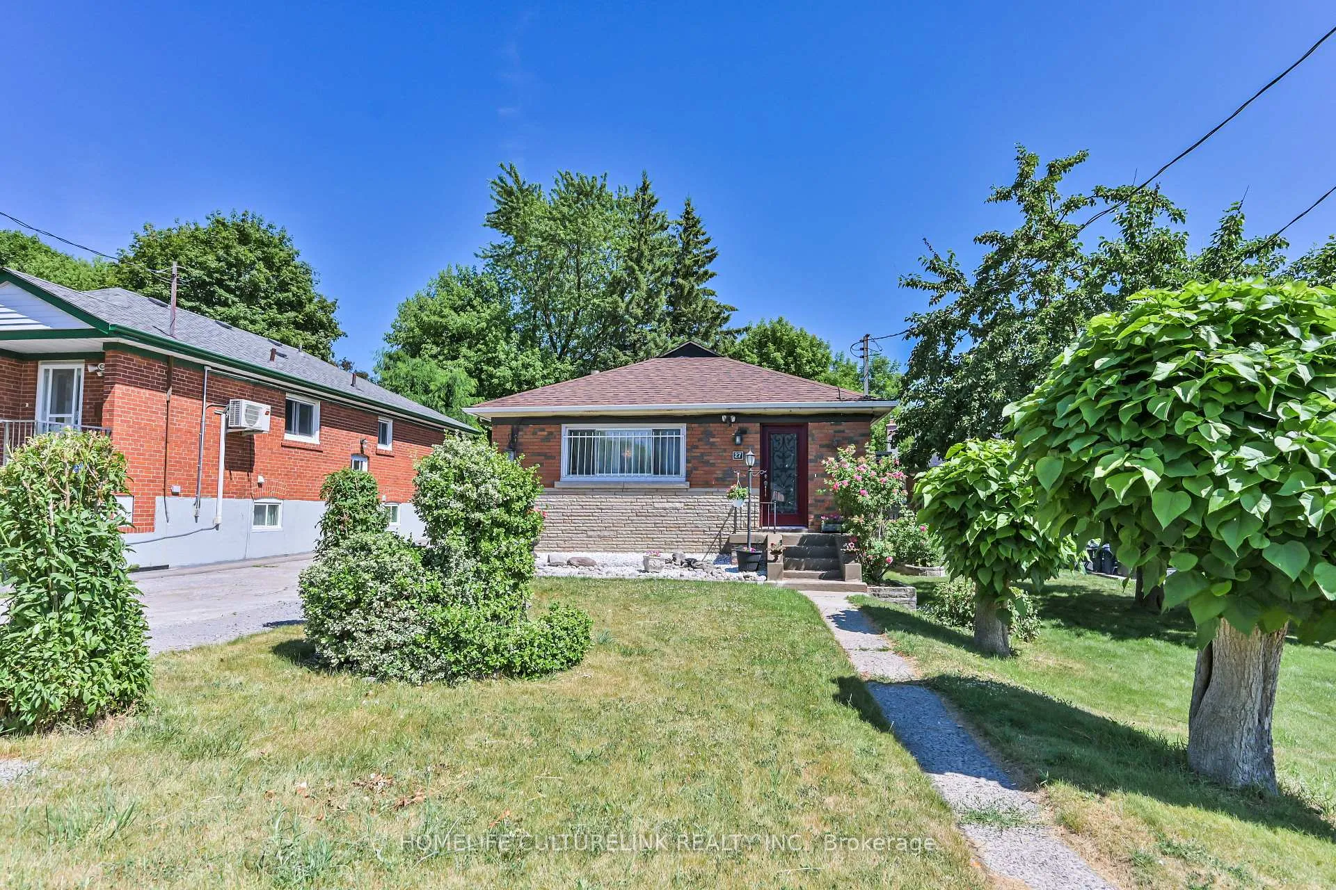 Photo 1 of 27 Anticosti Drive, Scarborough, Bendale — HOMEH