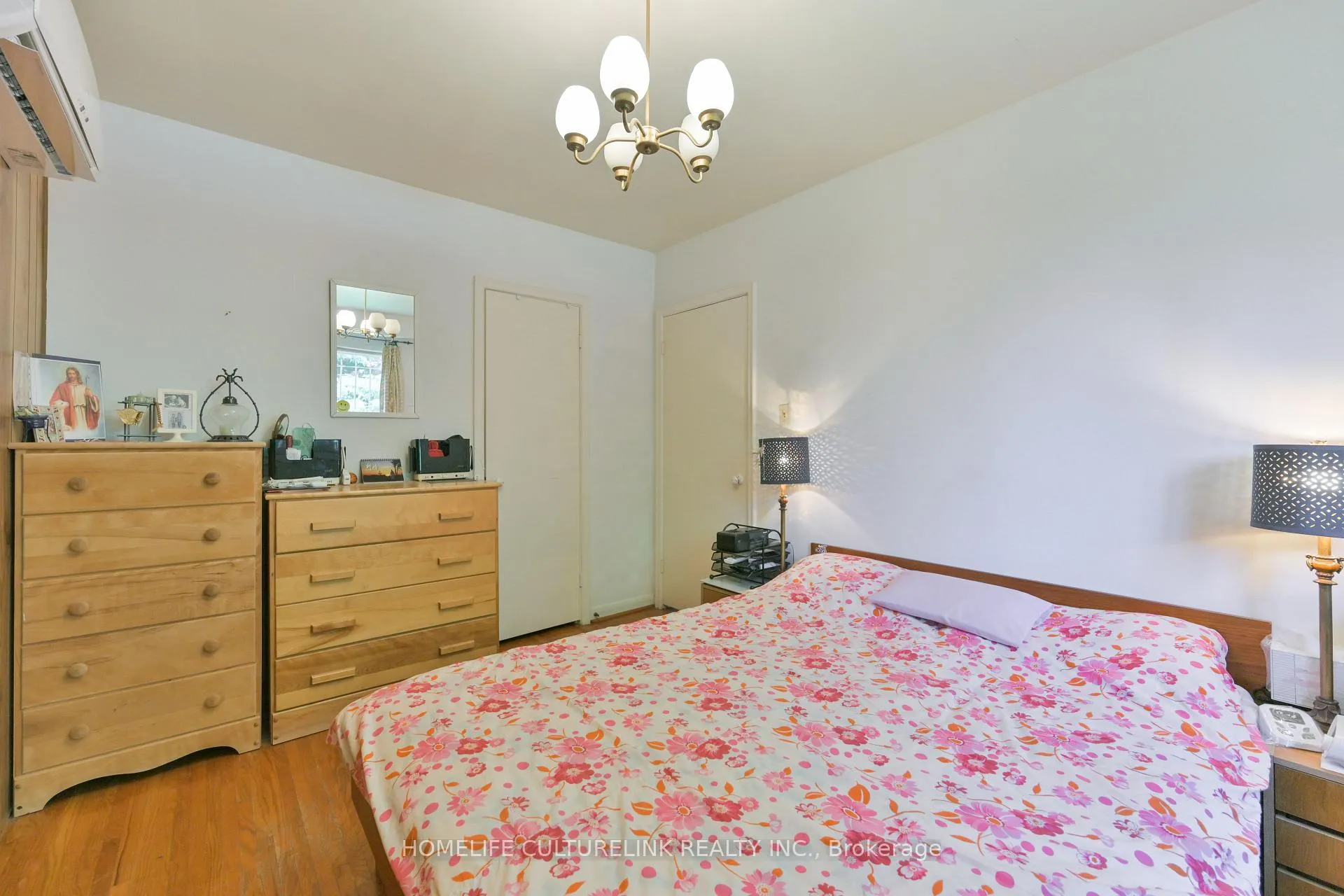 Photo 15 of 27 Anticosti Drive, Scarborough, Bendale — HOMEH