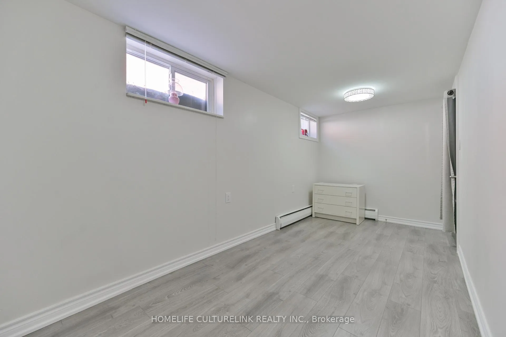 Photo 23 of 27 Anticosti Drive, Scarborough, Bendale — HOMEH