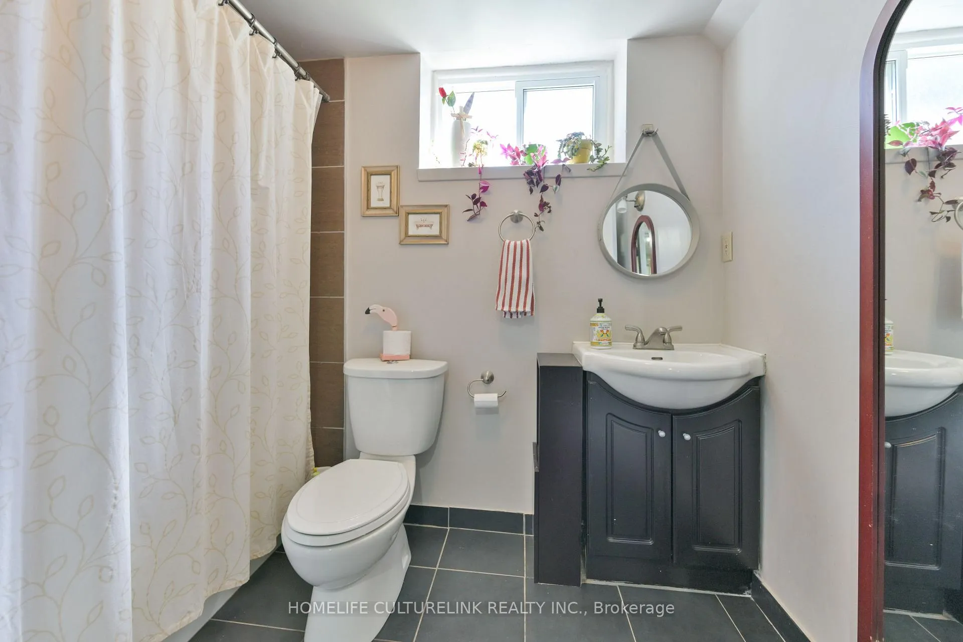 Photo 24 of 27 Anticosti Drive, Scarborough, Bendale — HOMEH