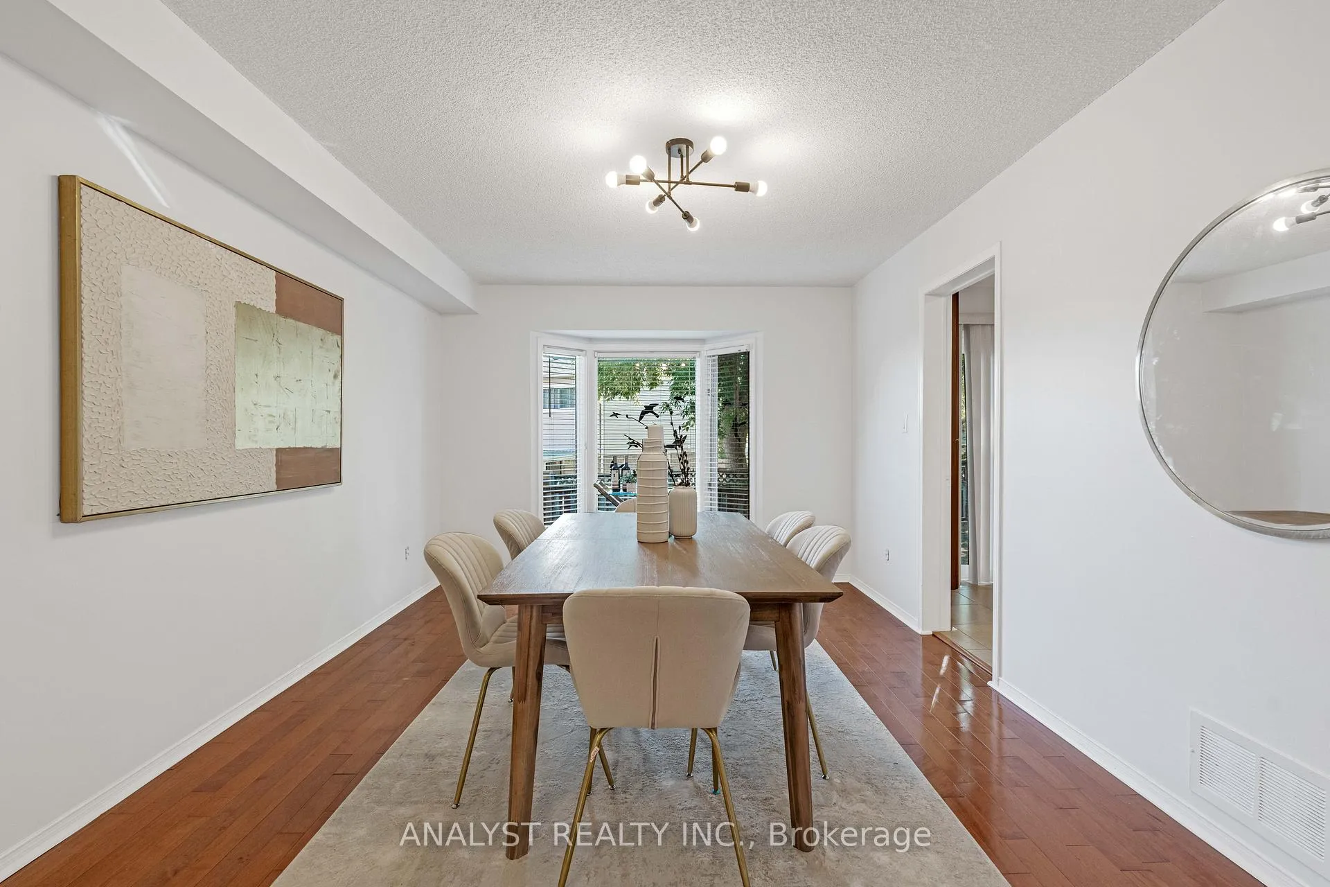 Photo 13 of 1090 longbow Drive, Pickering, Liverpool — HOMEH