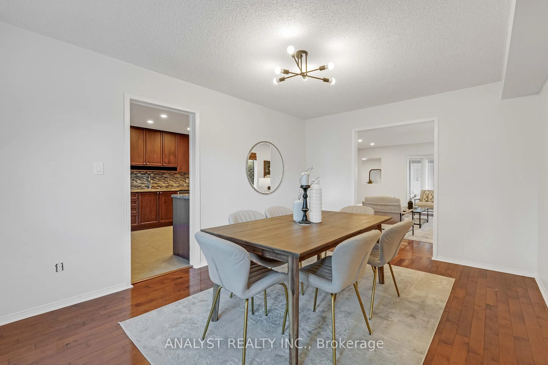 Photo 14 of 1090 longbow Drive, Pickering, Liverpool — HOMEH