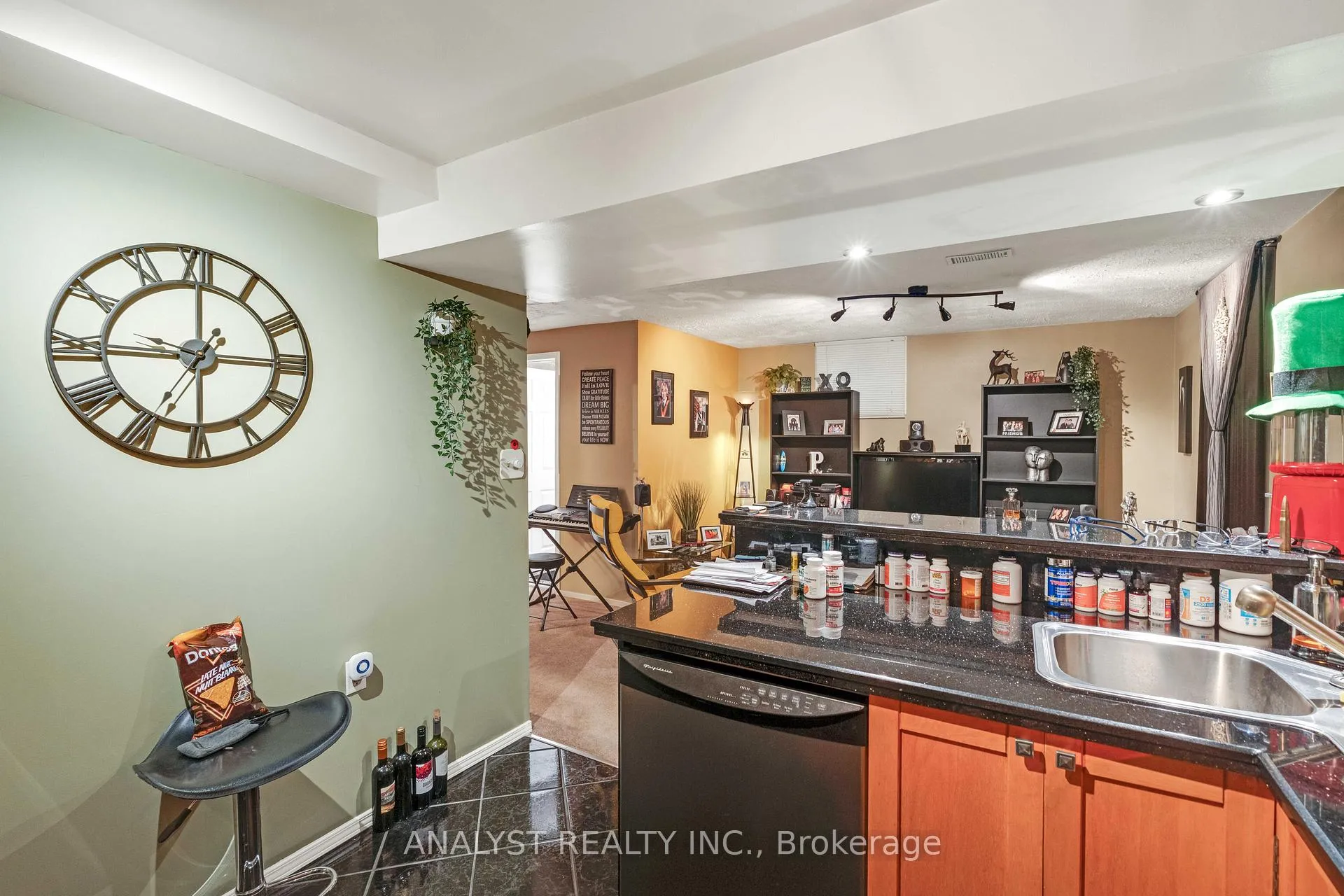 Photo 37 of 1090 longbow Drive, Pickering, Liverpool — HOMEH