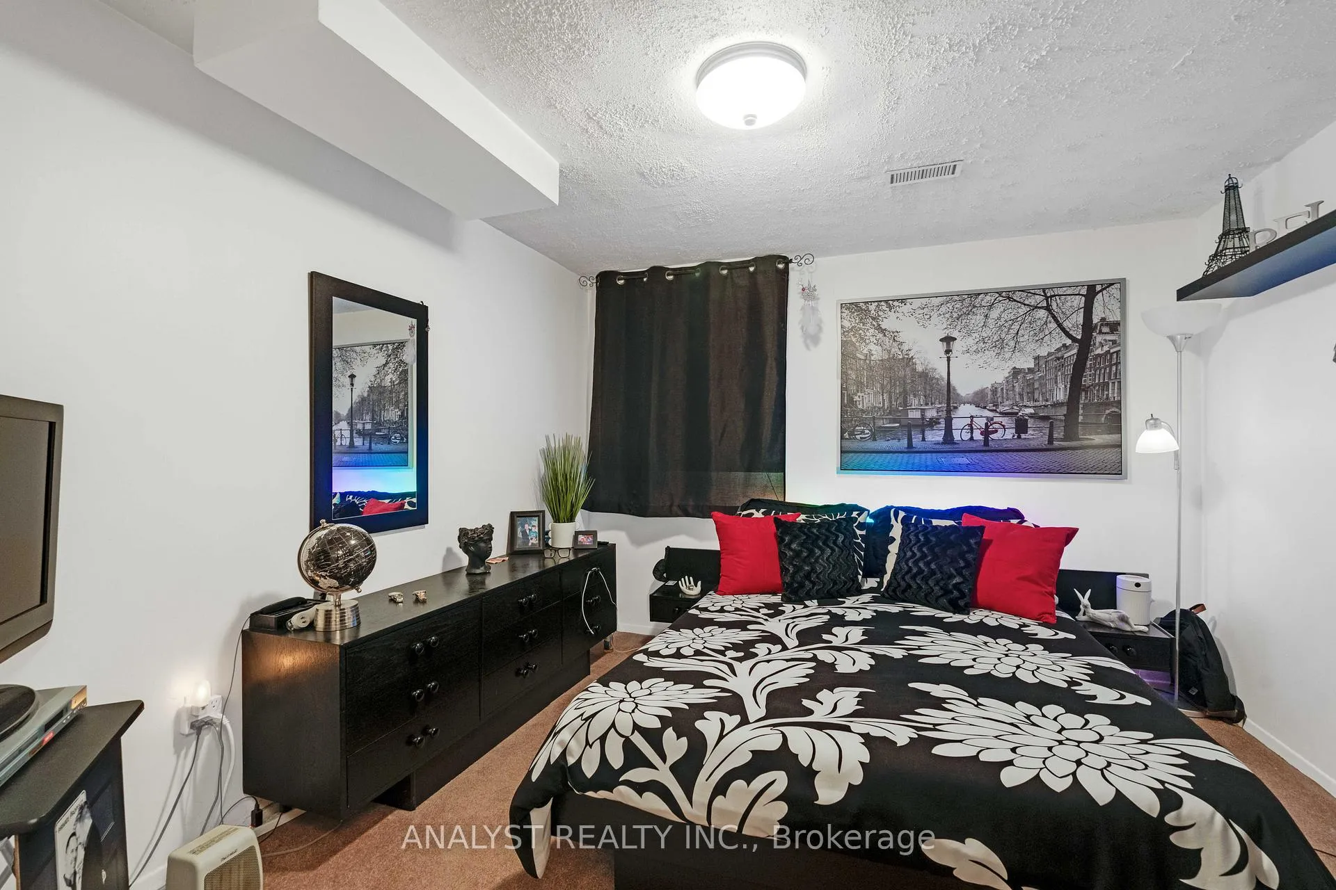 Photo 39 of 1090 longbow Drive, Pickering, Liverpool — HOMEH