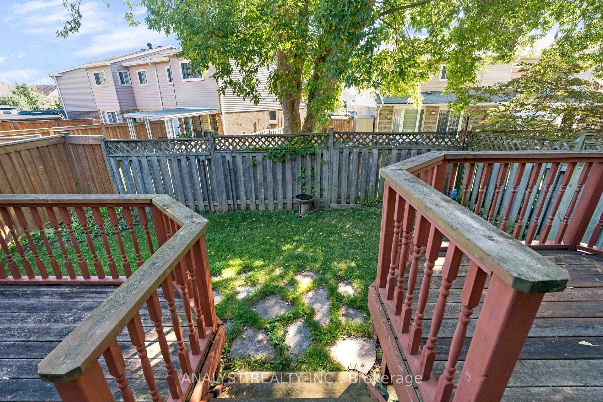 Photo 43 of 1090 longbow Drive, Pickering, Liverpool — HOMEH