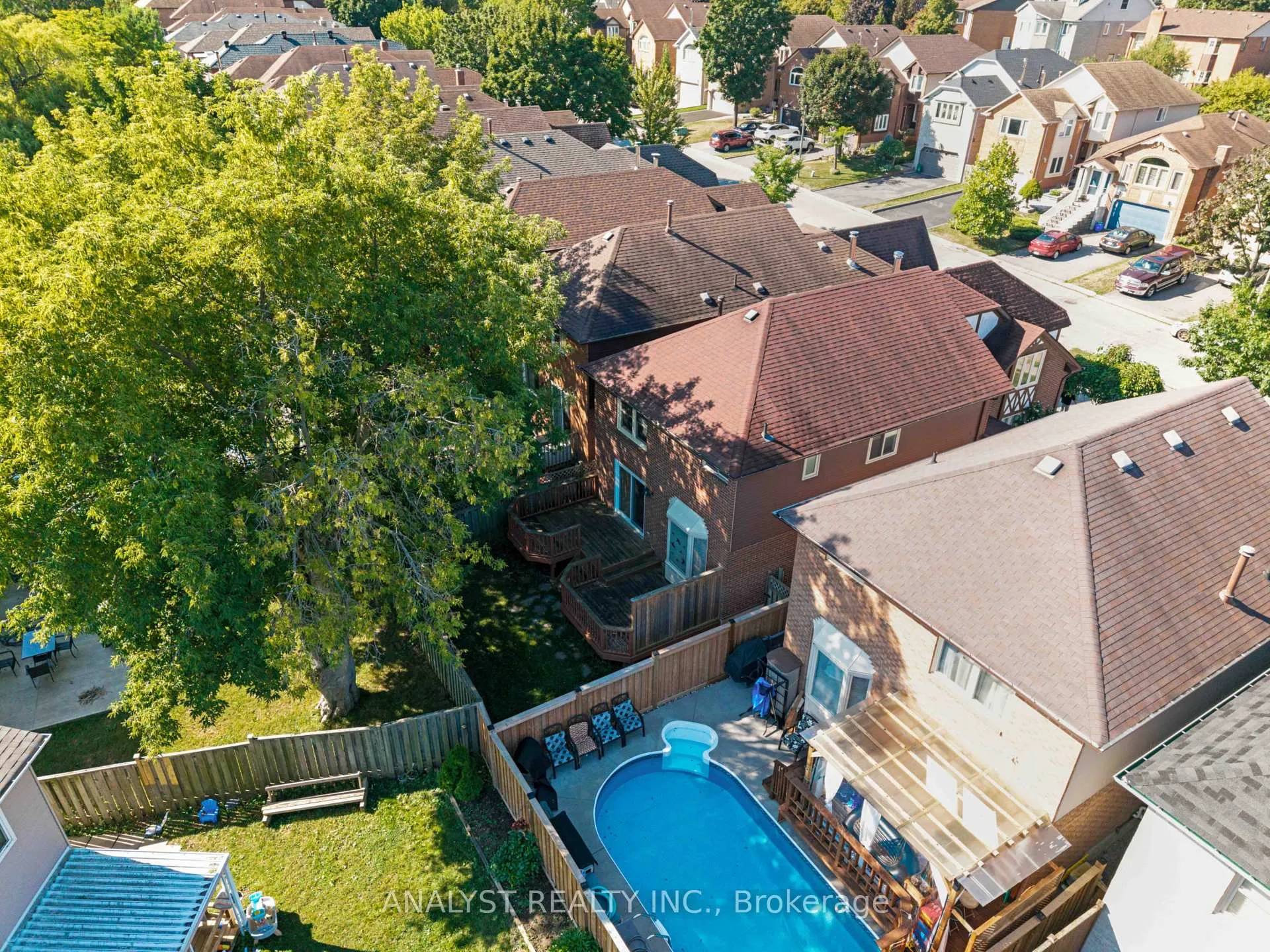 Photo 47 of 1090 longbow Drive, Pickering, Liverpool — HOMEH