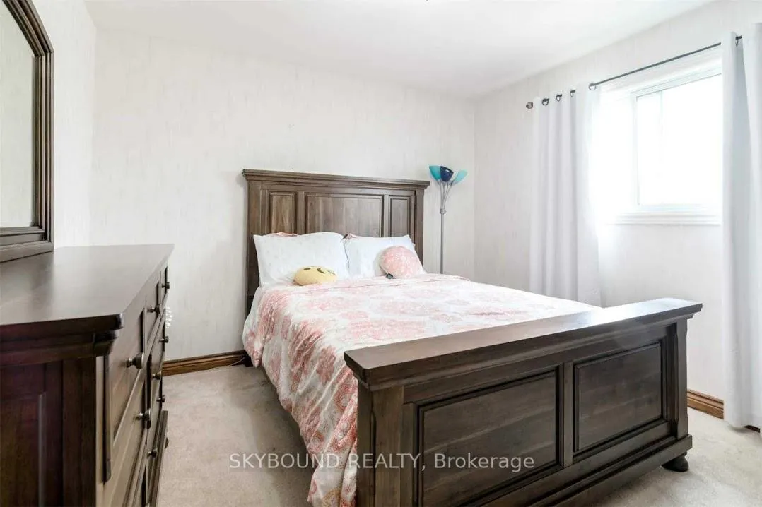 Photo 17 of Unit Upper, 7 Mackay Street N, Brampton, Northwest Sandalwood Parkway — HOMEH