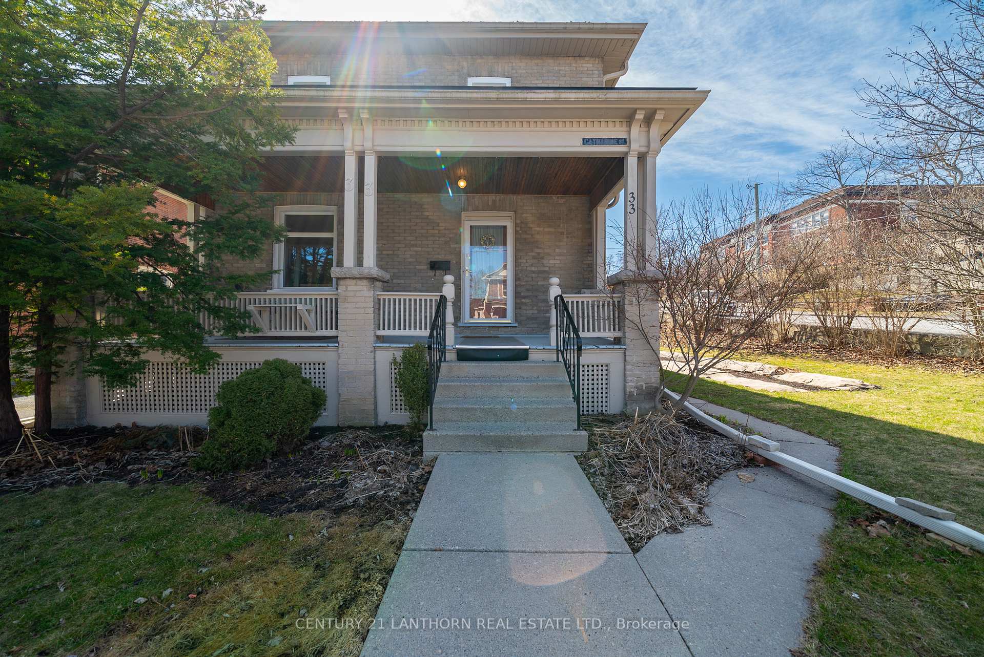Photo 2 of 33 Catharine Street, Belleville, Belleville Ward — HOMEH
