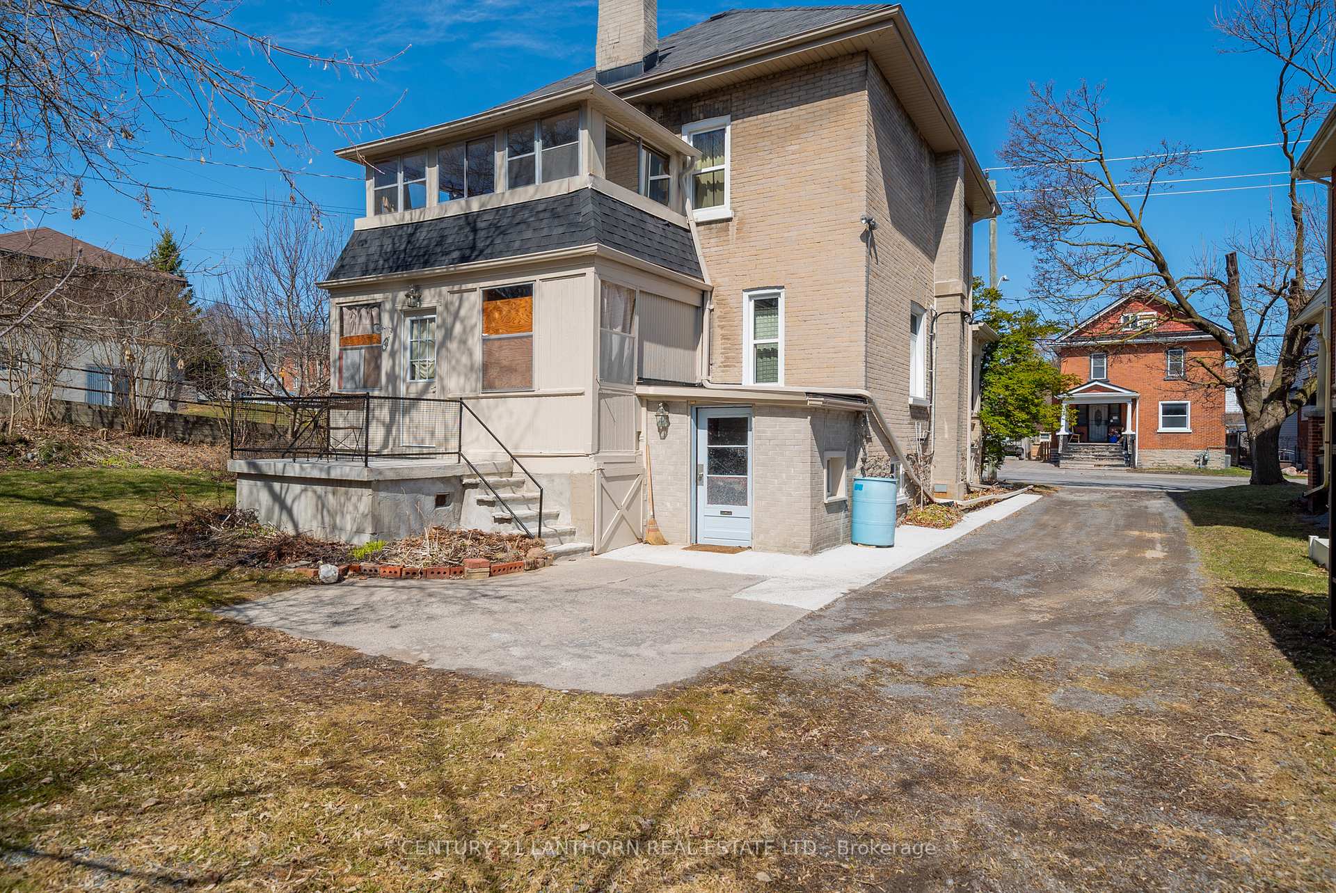Photo 10 of 33 Catharine Street, Belleville, Belleville Ward — HOMEH