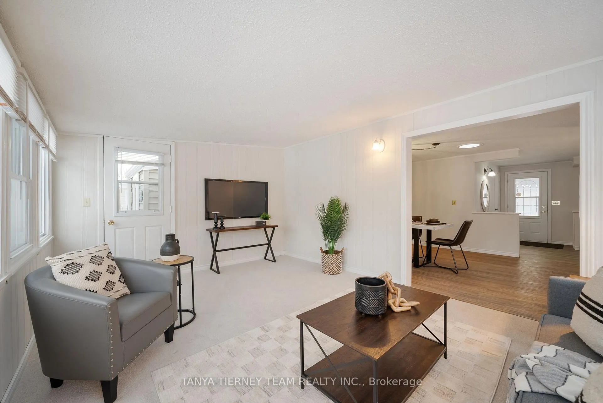 Photo 16 of 6 The Cove Road, Clarington, Newcastle — HOMEH