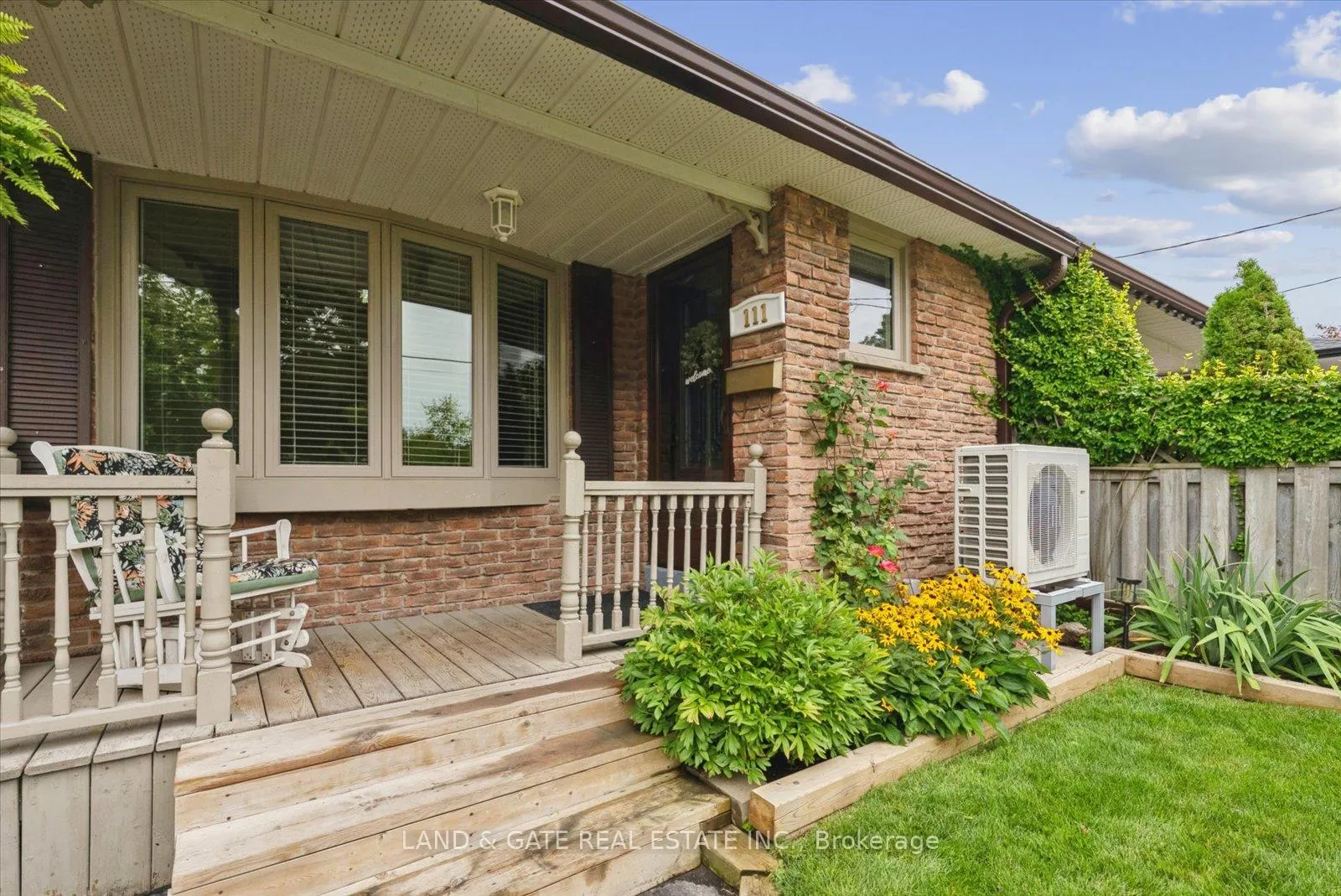 Photo 3 of 111 Guelph Street, Oshawa, Donevan — HOMEH