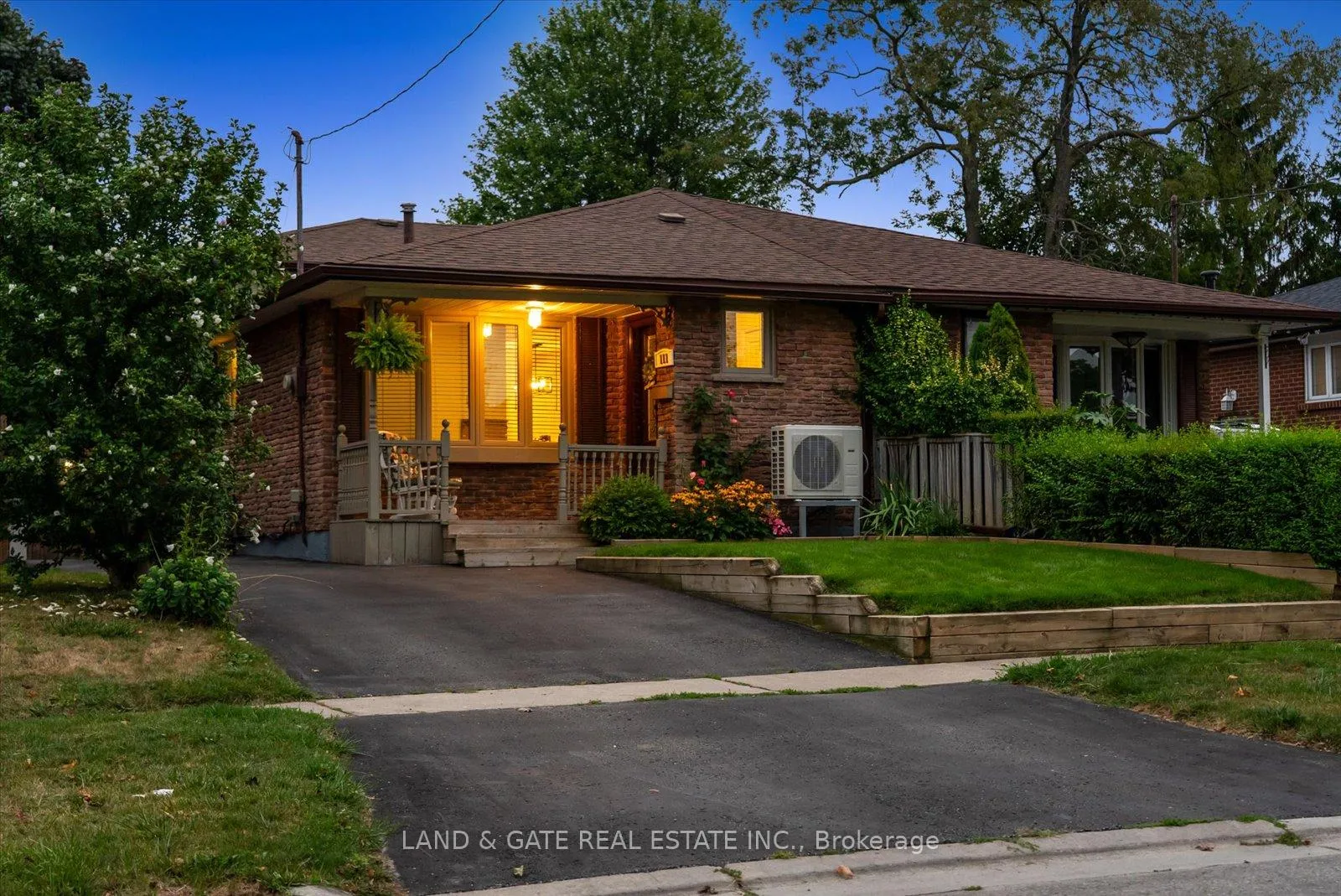Photo 14 of 111 Guelph Street, Oshawa, Donevan — HOMEH