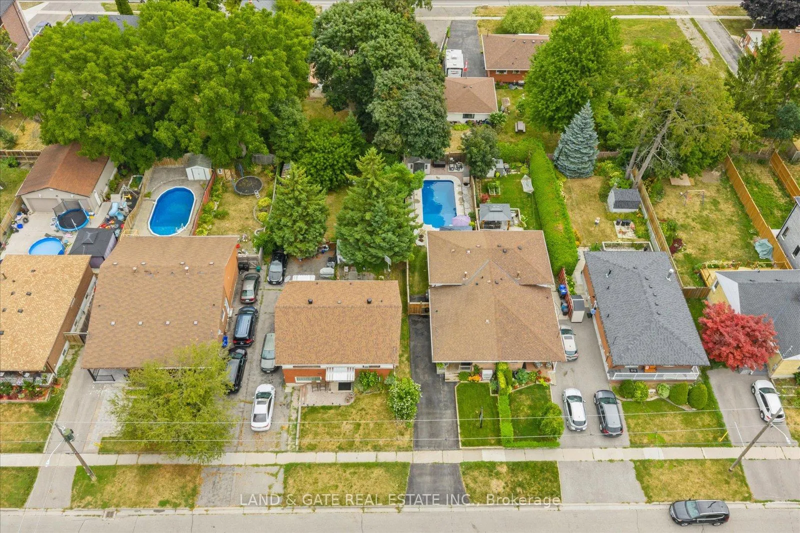 Photo 16 of 111 Guelph Street, Oshawa, Donevan — HOMEH