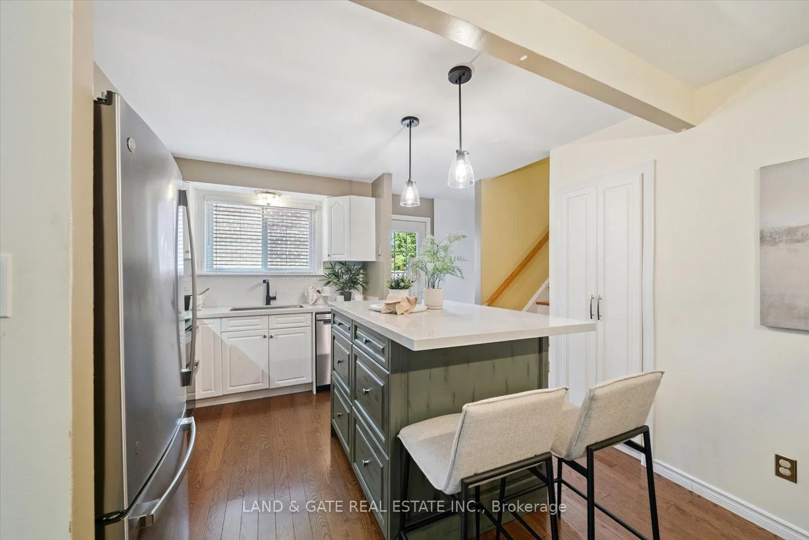 Photo 23 of 111 Guelph Street, Oshawa, Donevan — HOMEH
