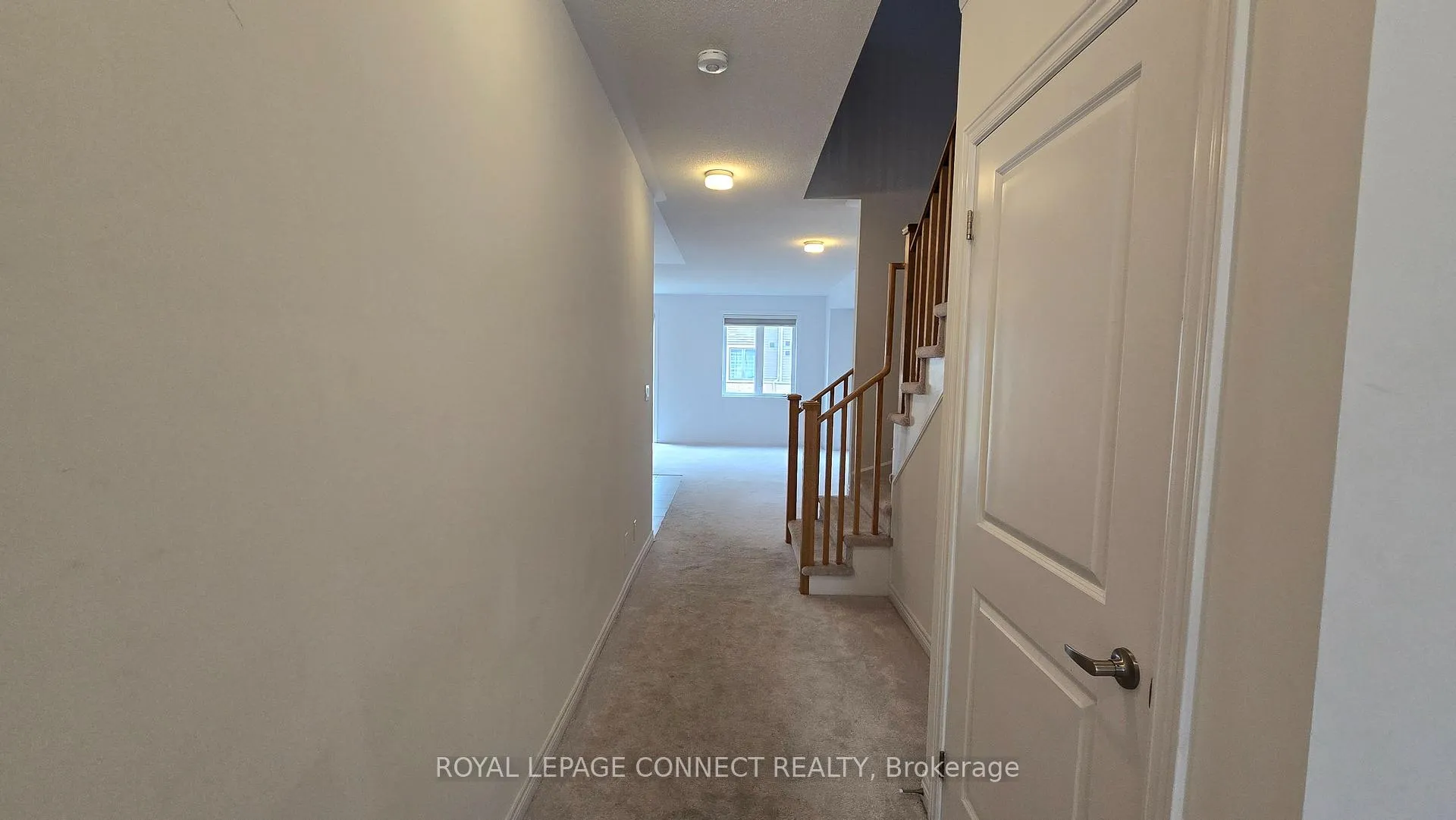 Photo 4 of 2042 Cameron Lott Crescent, Oshawa, Kedron — HOMEH