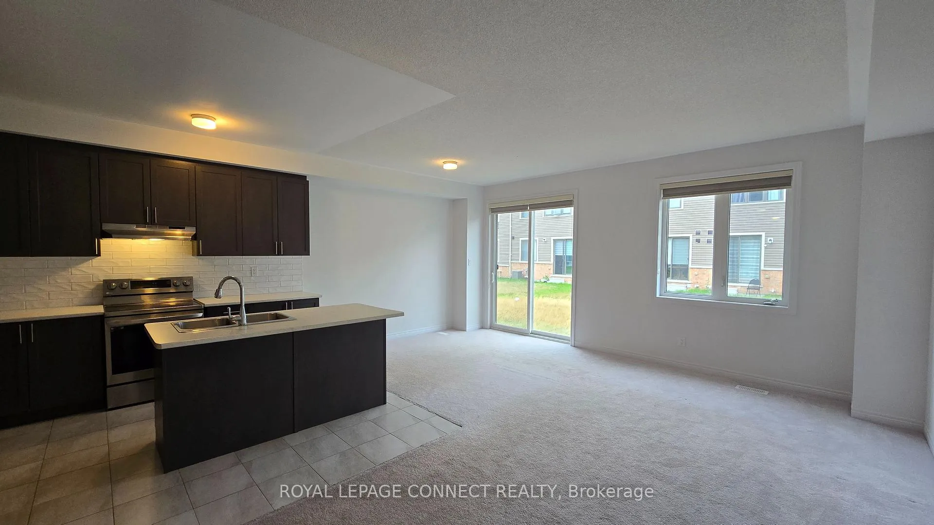 Photo 5 of 2042 Cameron Lott Crescent, Oshawa, Kedron — HOMEH