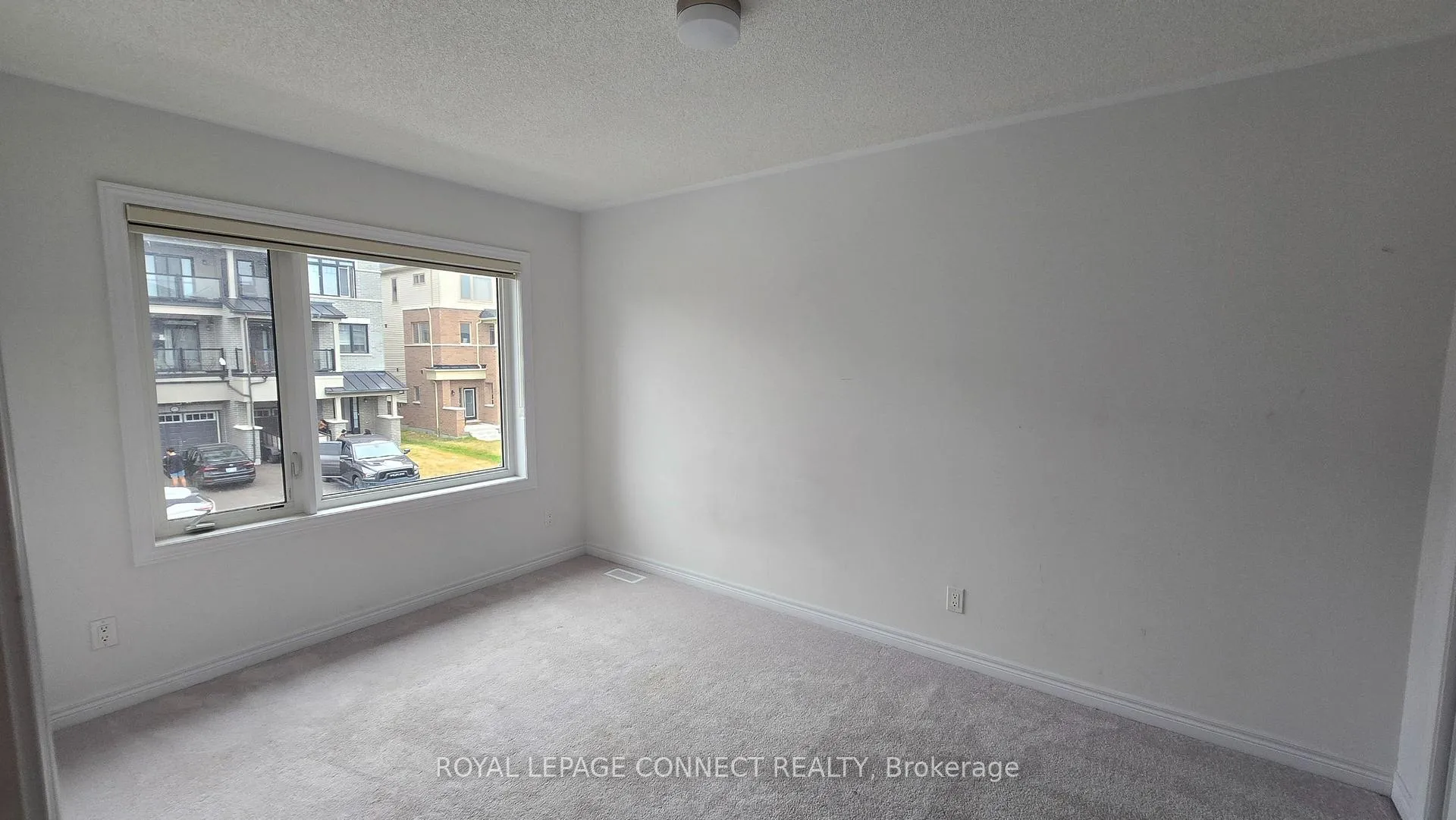 Photo 13 of 2042 Cameron Lott Crescent, Oshawa, Kedron — HOMEH