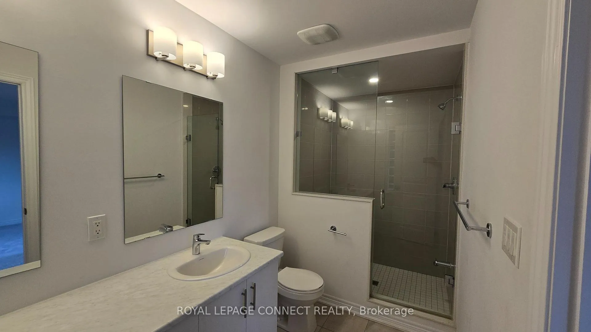 Photo 19 of 2042 Cameron Lott Crescent, Oshawa, Kedron — HOMEH