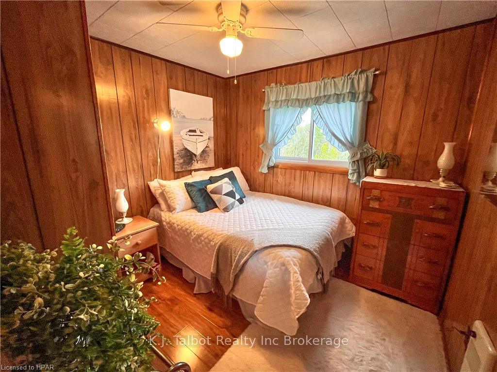Photo 15 of 31 Andrews Crescent, Goderich, Goderich (Town) — HOMEH