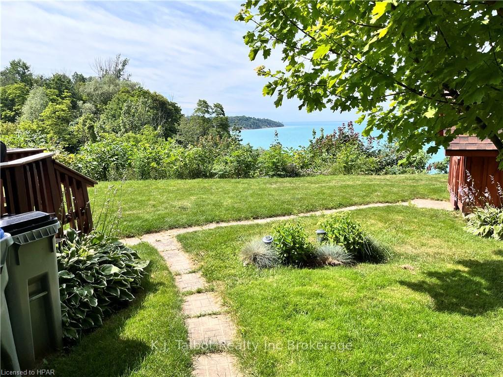 Photo 27 of 31 Andrews Crescent, Goderich, Goderich (Town) — HOMEH