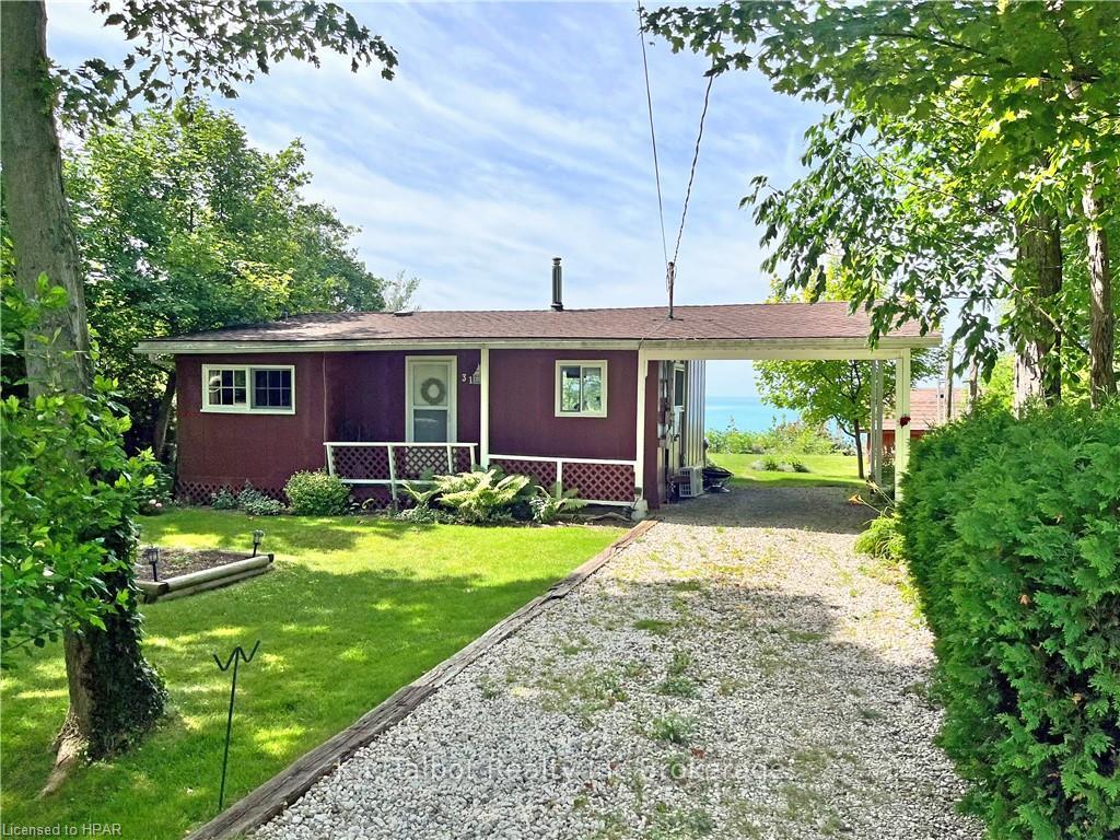 Photo 32 of 31 Andrews Crescent, Goderich, Goderich (Town) — HOMEH