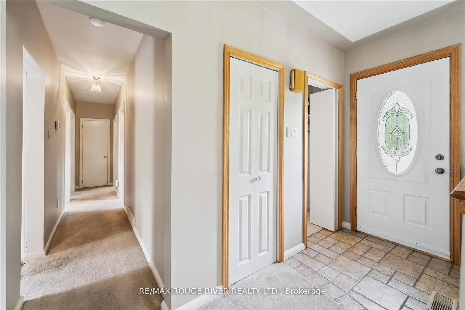Photo 7 of 15 Westwood Drive, Whitby, Blue Grass Meadows — HOMEH