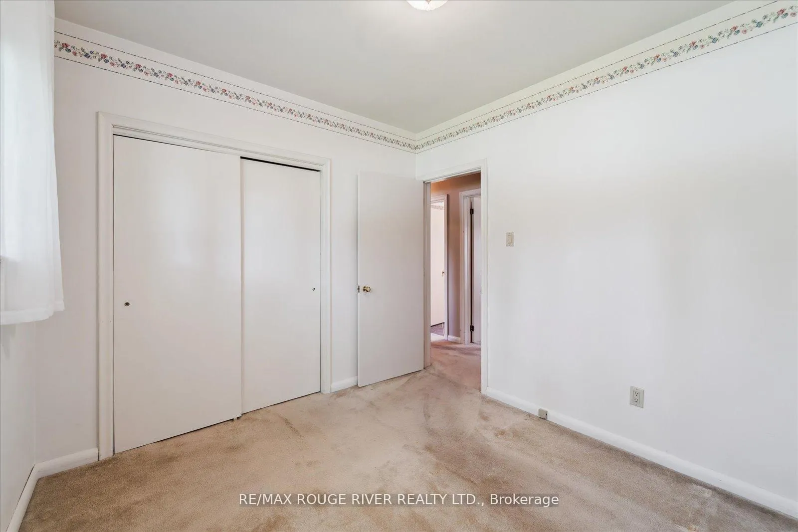 Photo 22 of 15 Westwood Drive, Whitby, Blue Grass Meadows — HOMEH